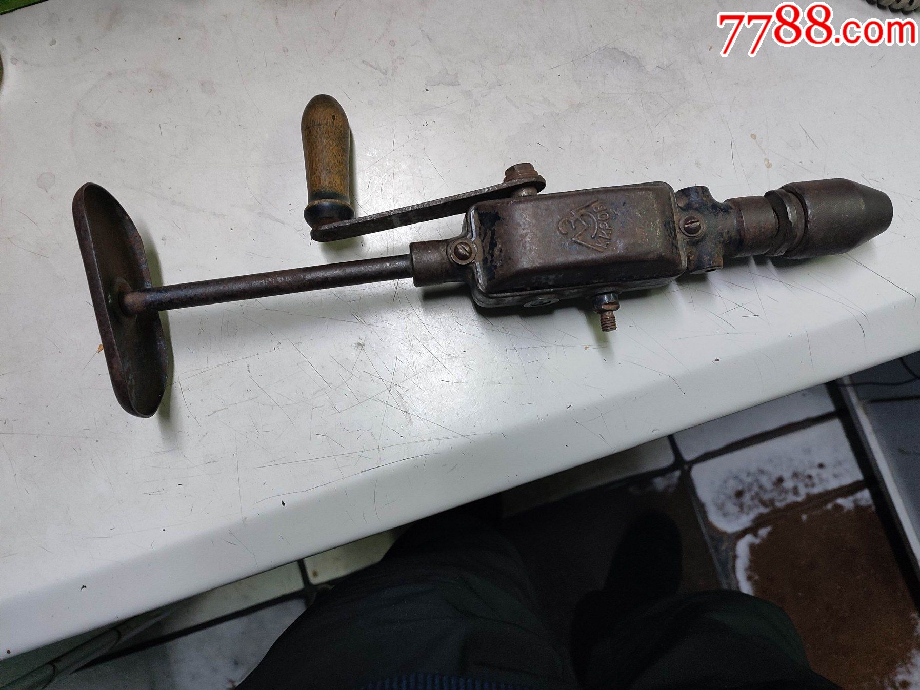 前苏联盒式双速手摇钻