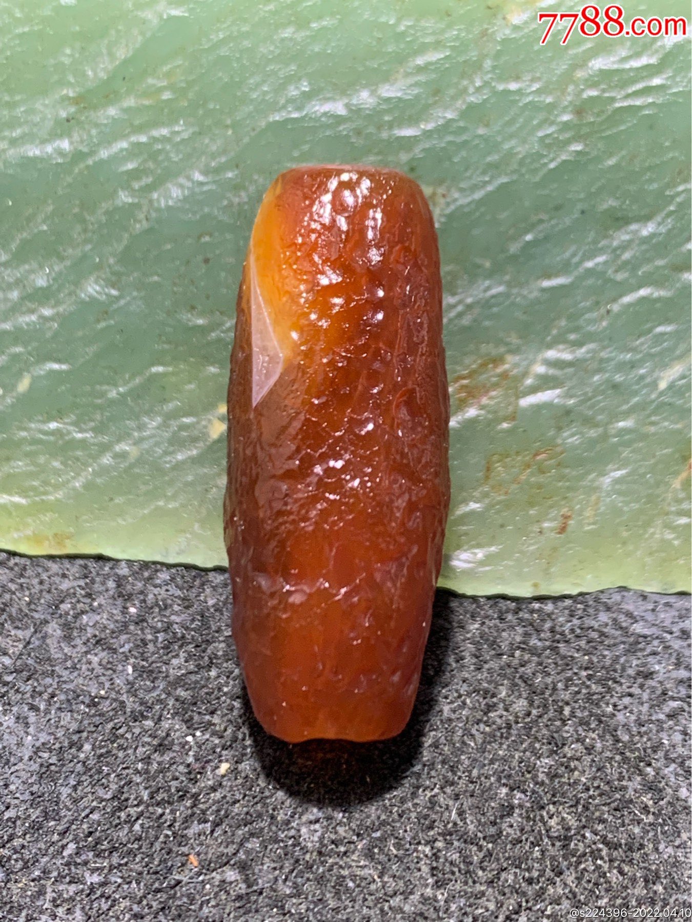 精美高玉化仿古风化纹玛瑙晶洞桶珠一颗