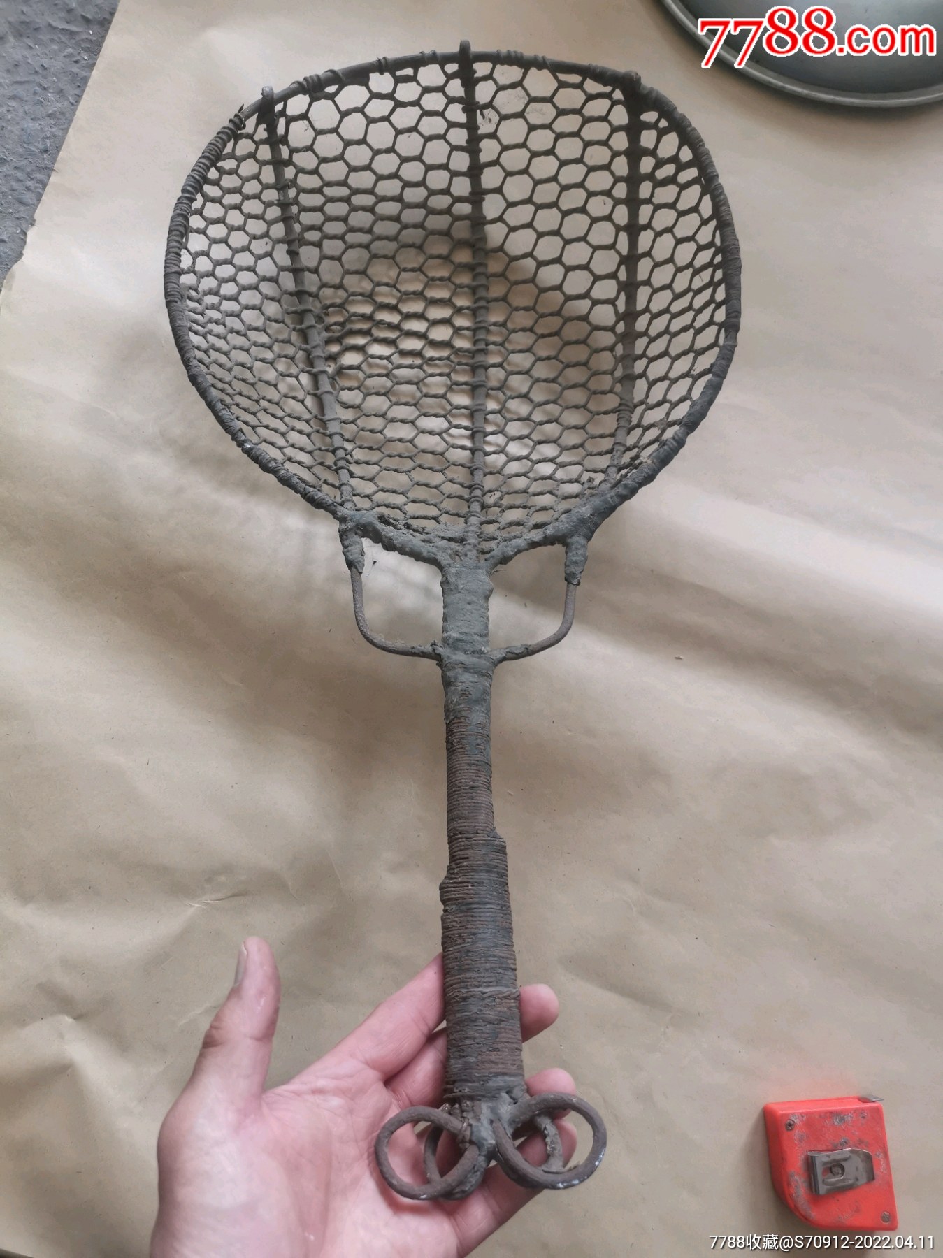 铁丝编的造篱一把