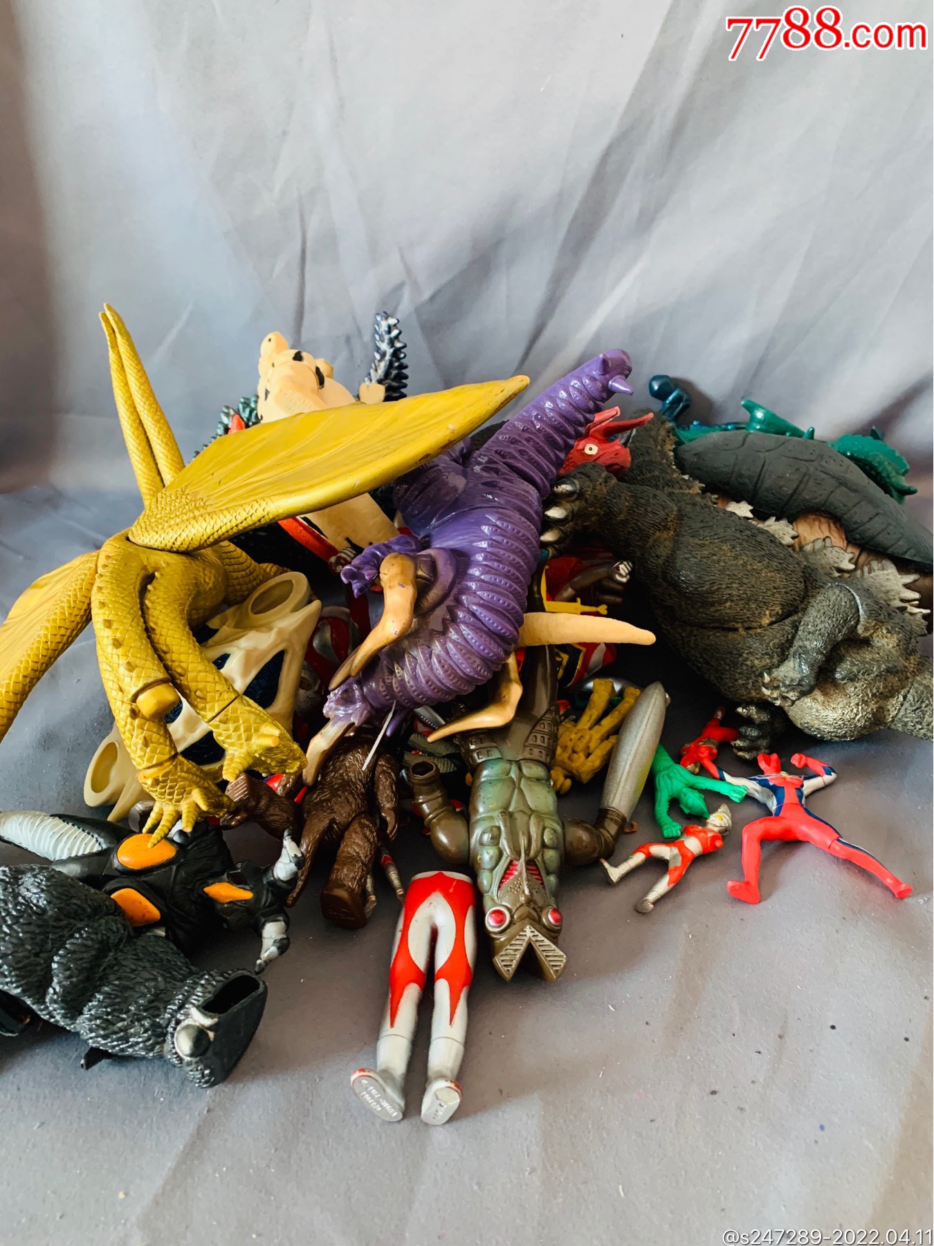 怪兽奥特曼很大一堆都有毛病