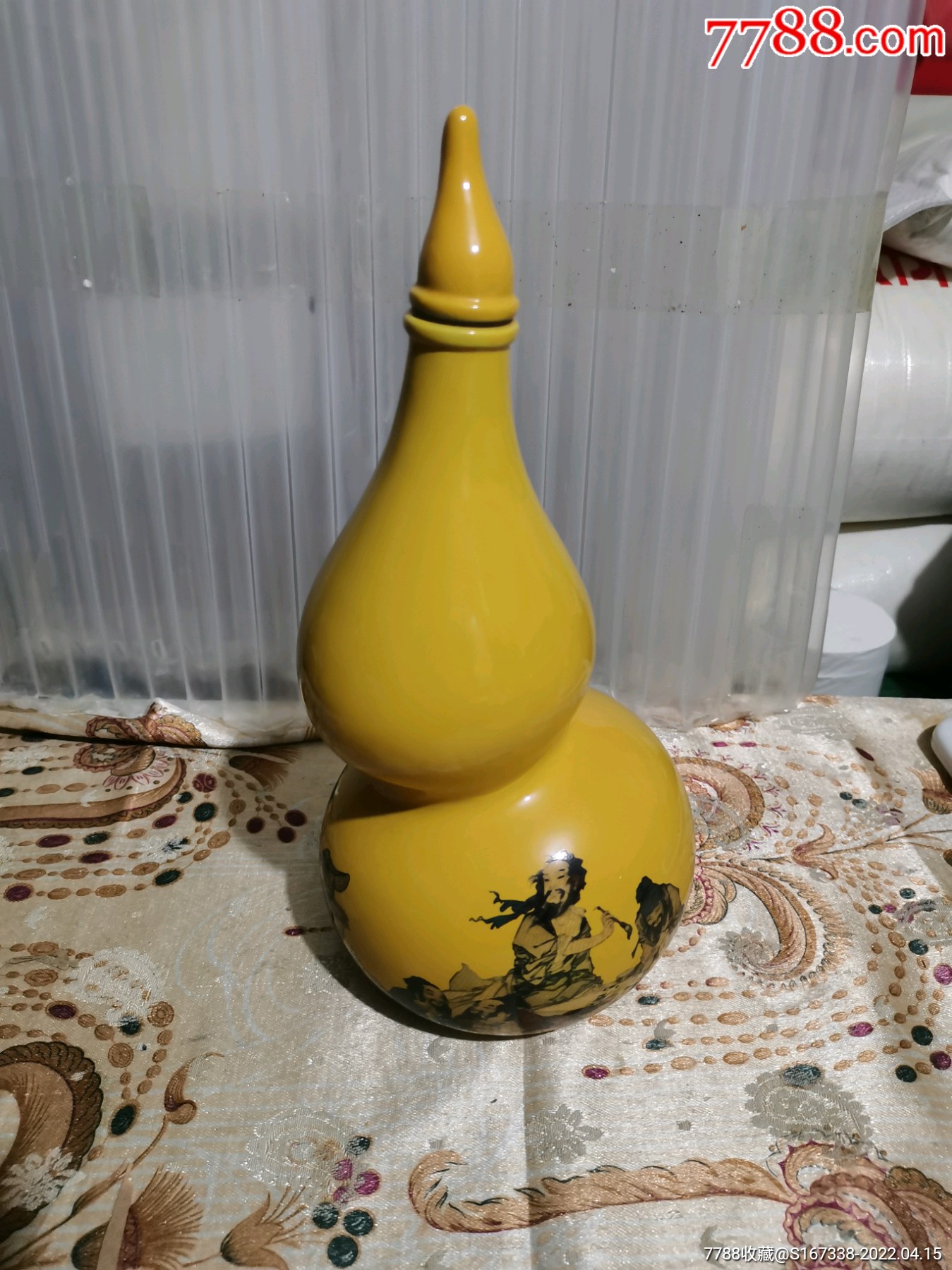 1l黄釉葫芦式酒瓶摆件