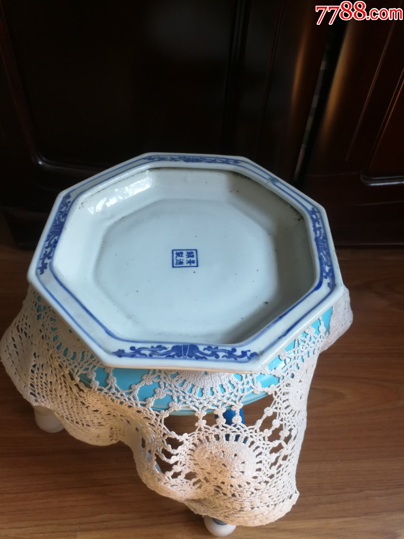 青花花盆瓷底座_价格68元_第1张
