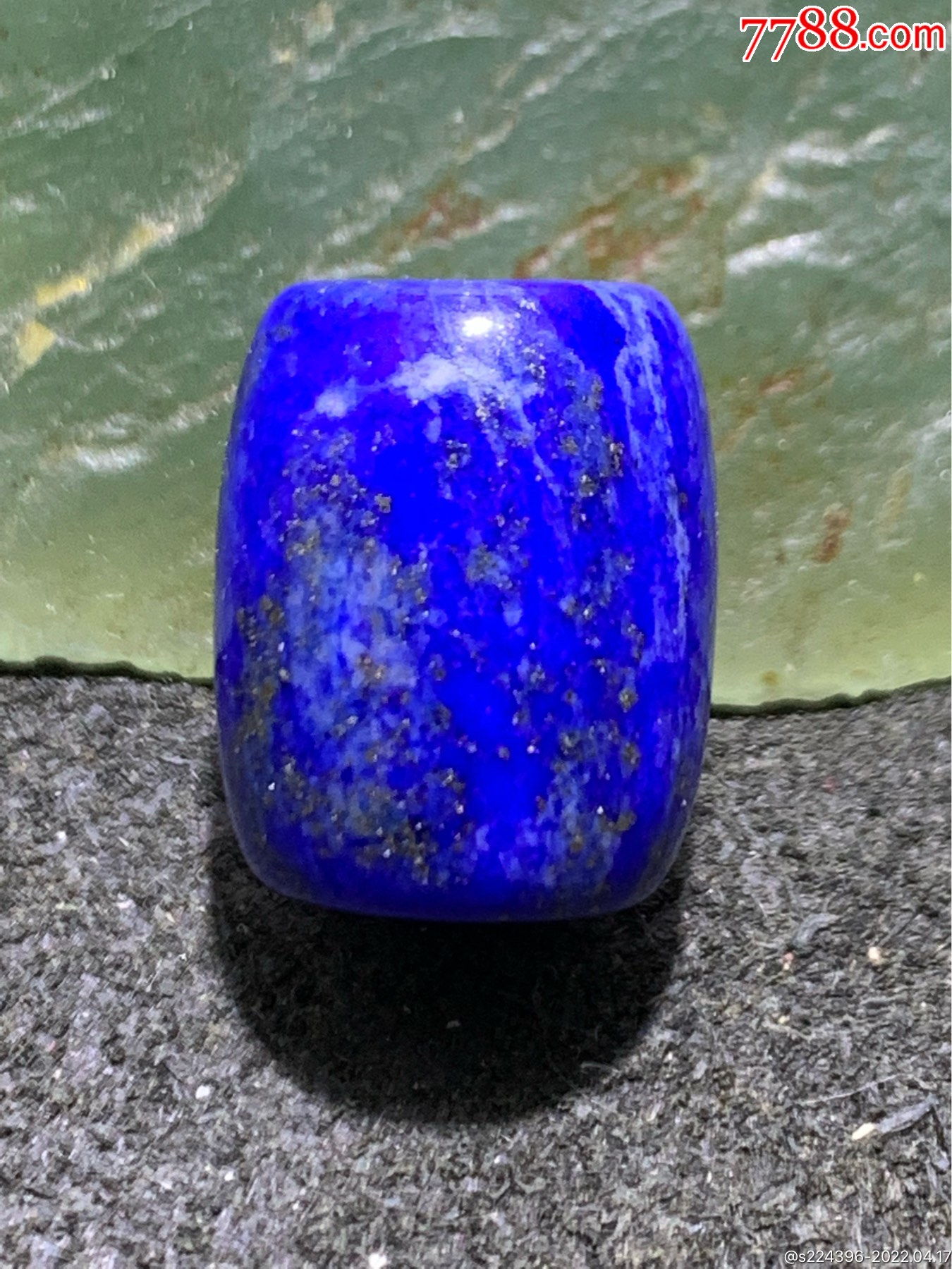 精美阿富汗老矿青金石桶珠一颗