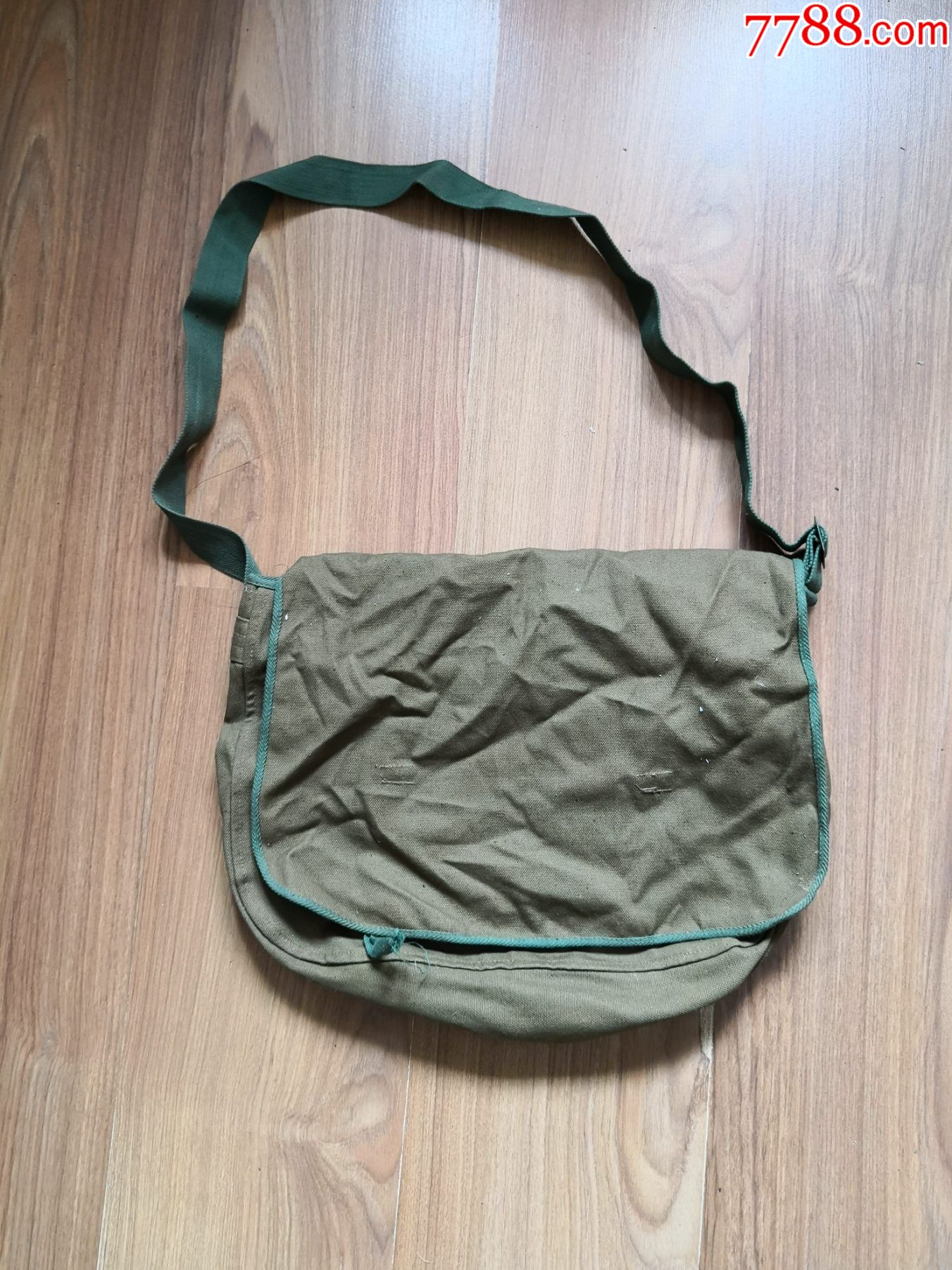 全新老帆布背包