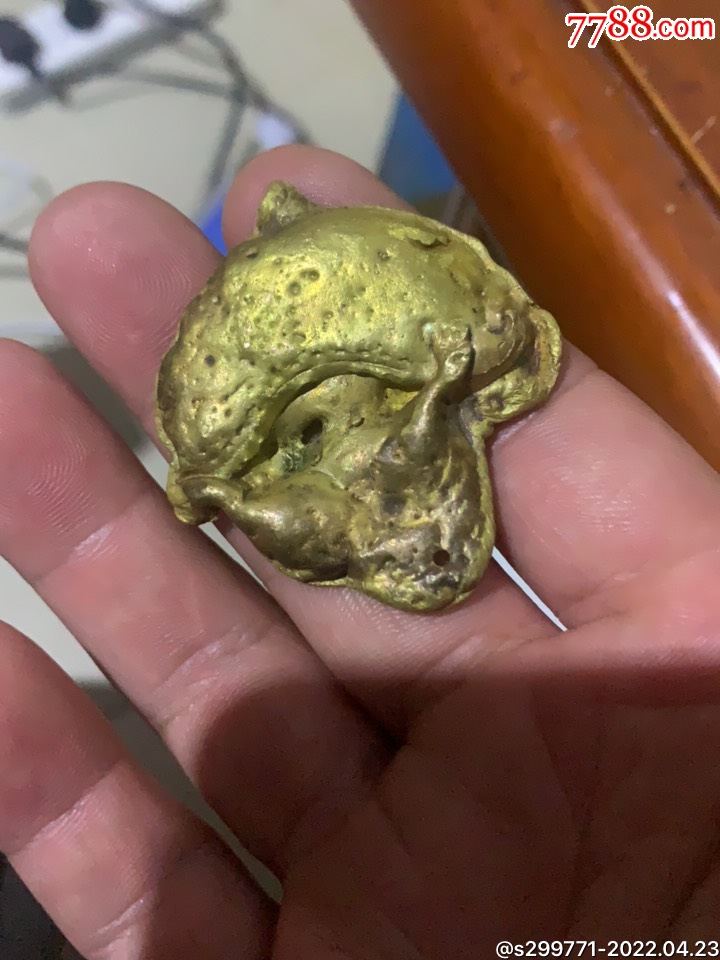 早期的收藏狗头金老物件