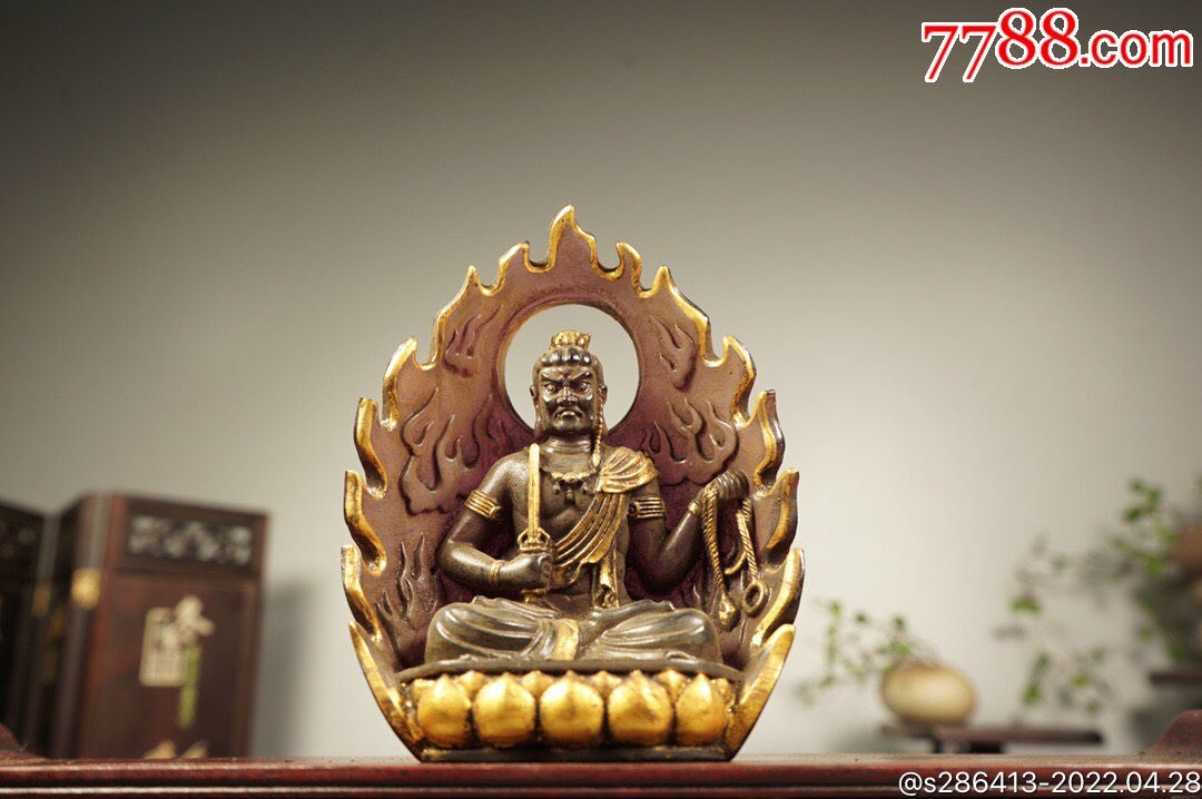 旧藏琉璃鎏金精雕细琢不动明王琉璃佛尺寸长9cm宽5c