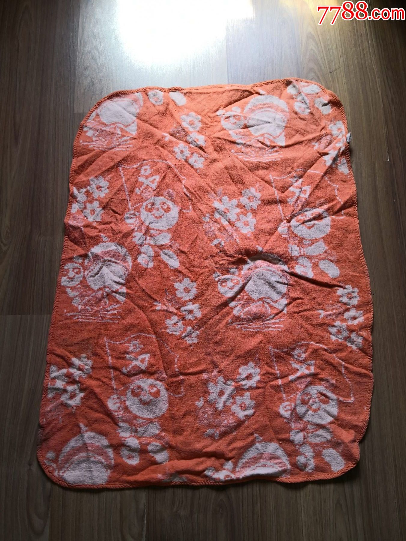 老式小绒毯一个