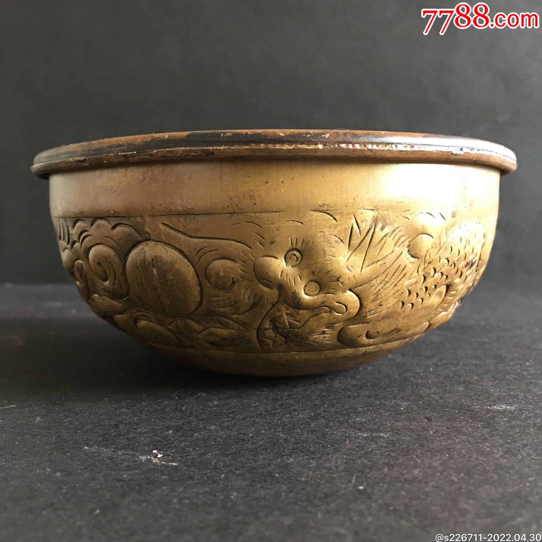 民国刻龙凤纹铜碗_价格80元【瓦雅斋文玩】_第1张
