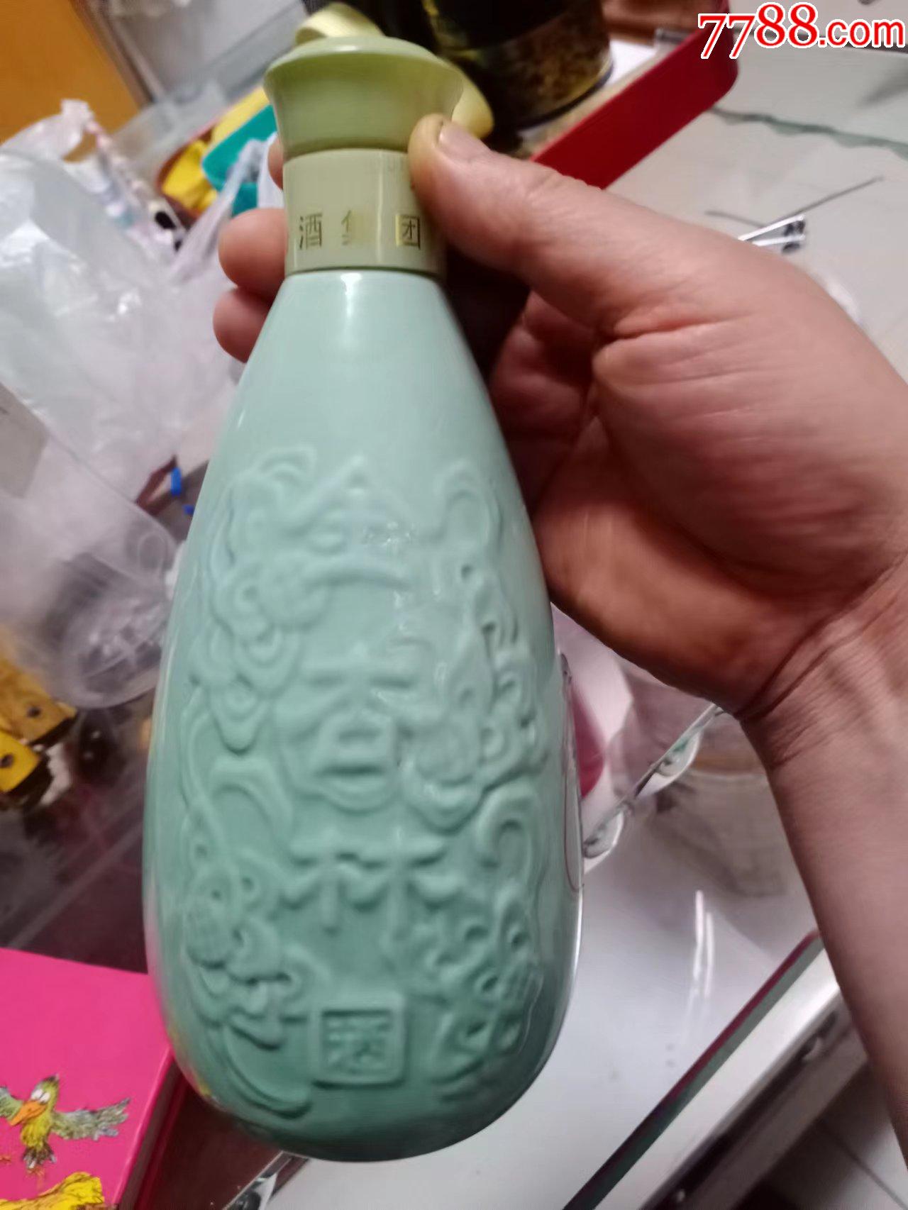 汾酒集团金杏林酒瓶