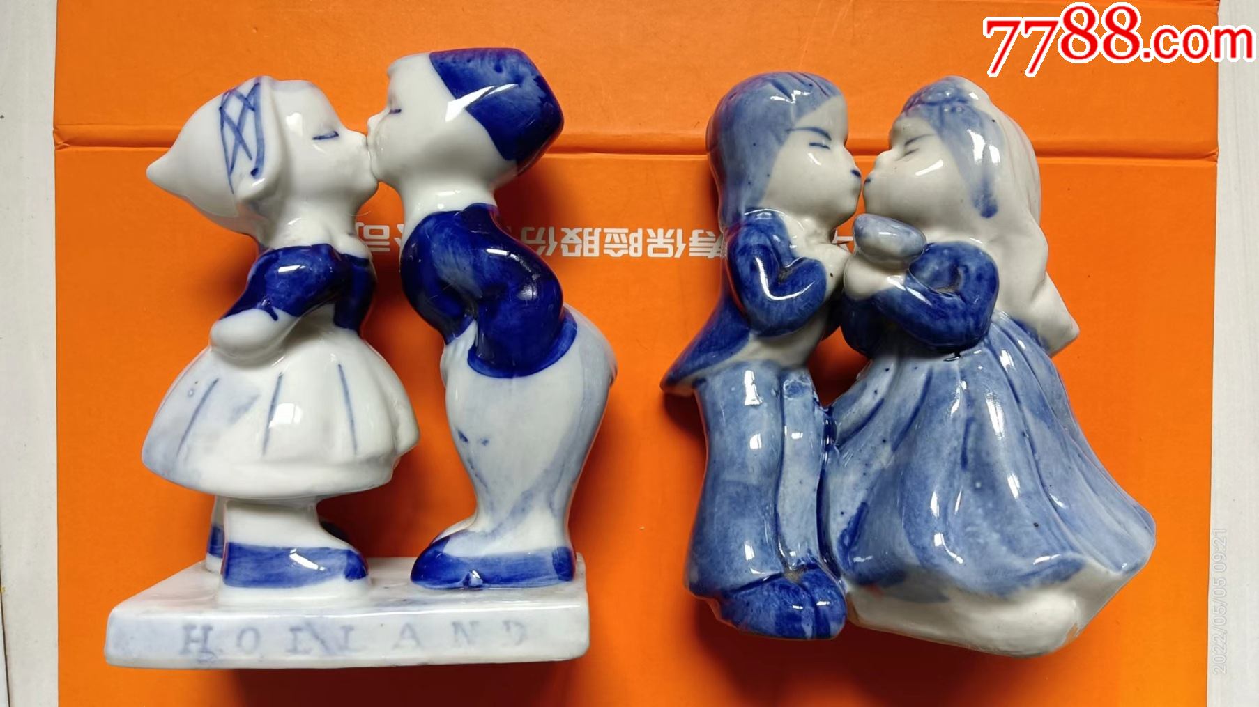 小瓷器两种二十世纪八十年代欧式新人接吻荷兰亲嘴瓷娃娃高约10厘米