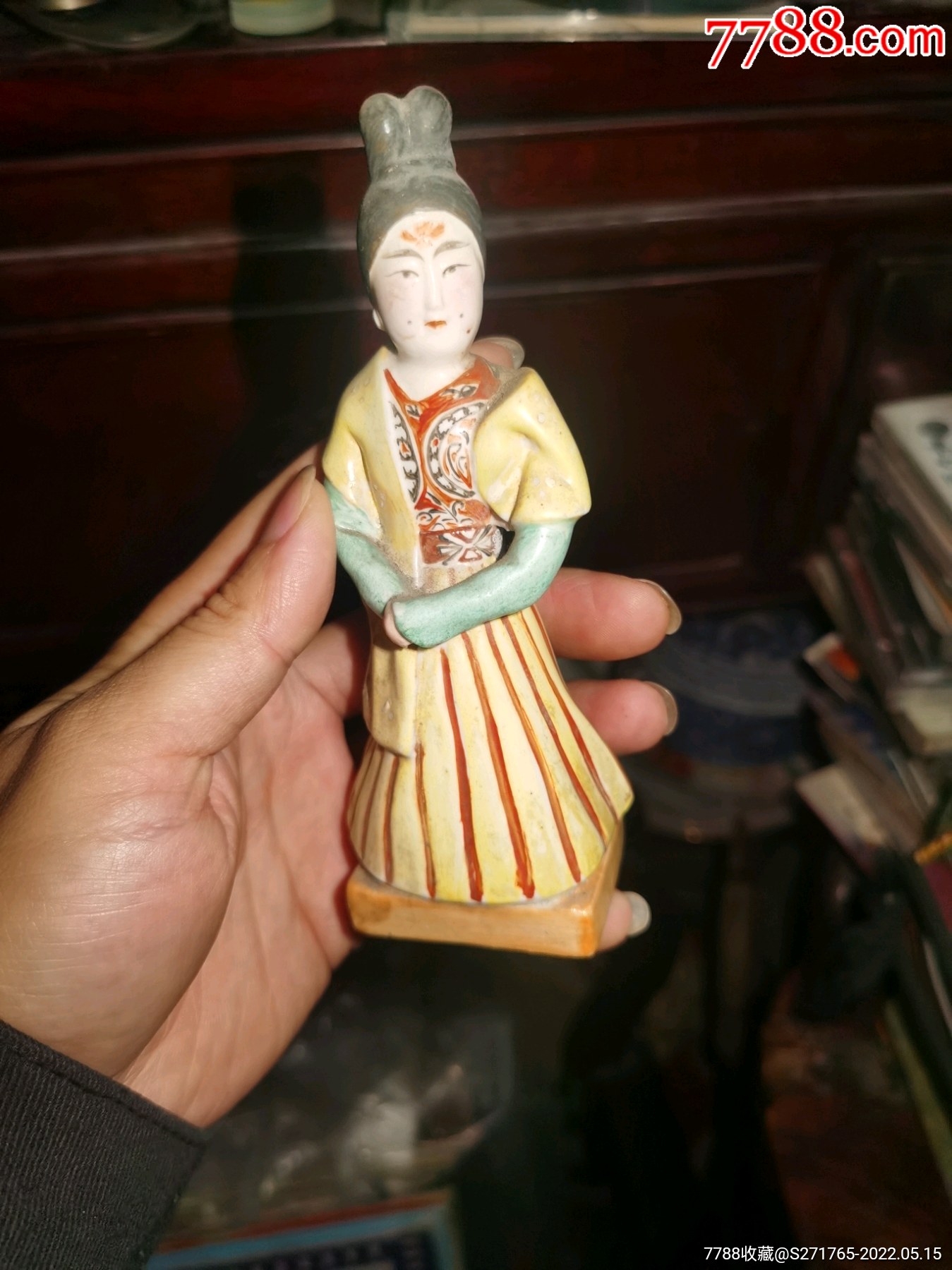 老景德镇瓷塑唐朝仕女人物摆件