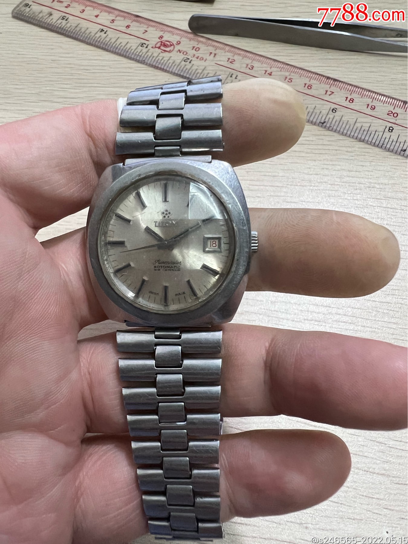 瑞士梅花九宫格男装自动手表