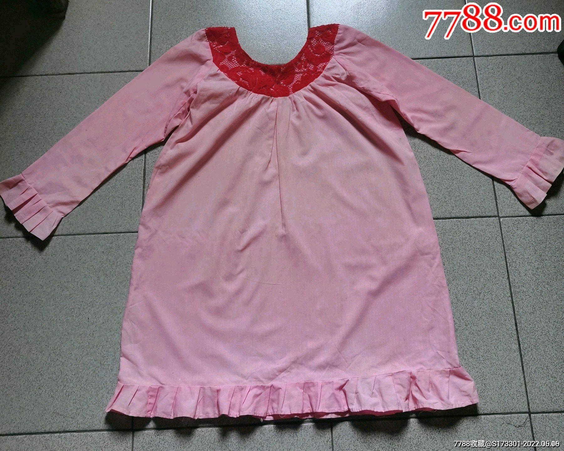 老式束腰裙子￥389品99老式裙子套裙￥289品99八九十年代,镶钻