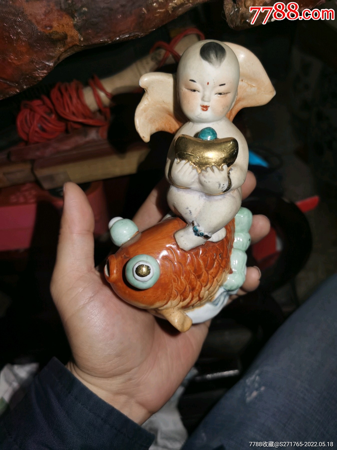 文革老枫溪瓷塑金鱼童子送财摆件