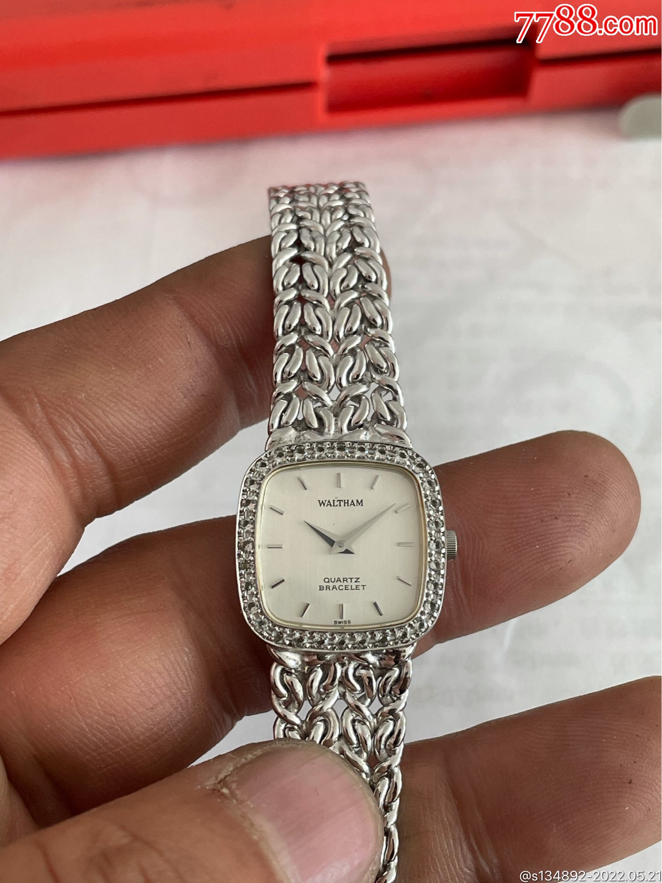 近新品瑞士产华生925银女石英表