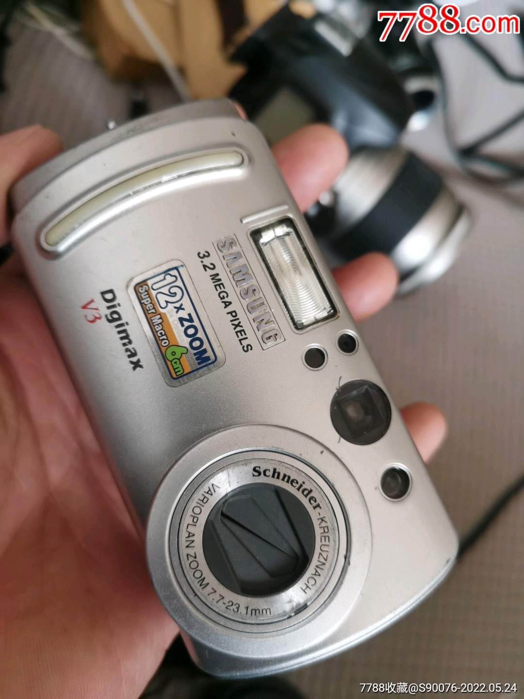日本爱普生cp-700z卡片机￥979品99精美的韩国三星数码相机v4￥179