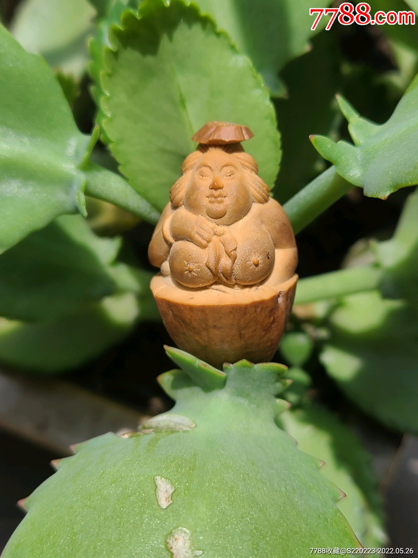 橄榄核雕日本女人