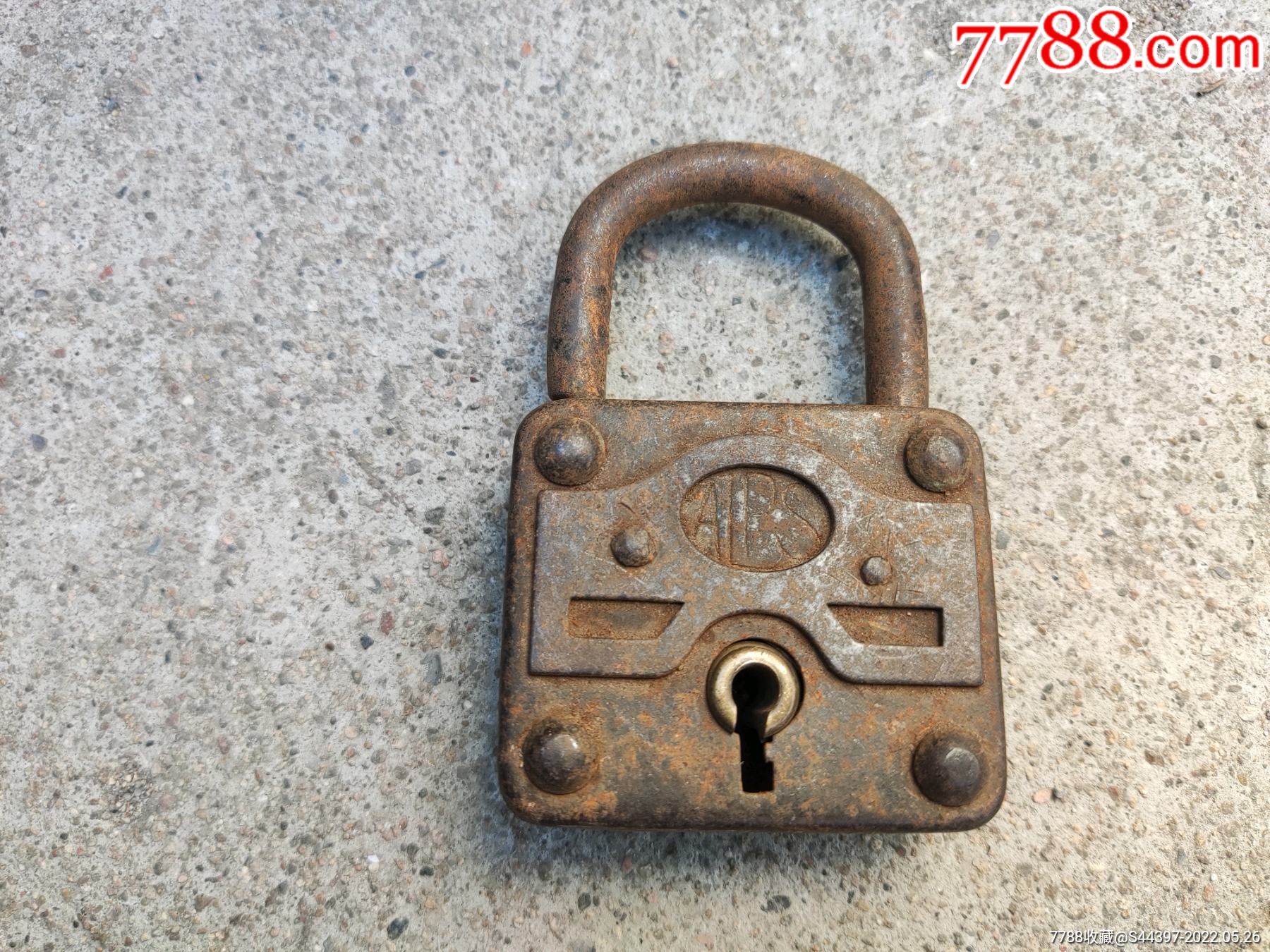 民国时期铁挂锁