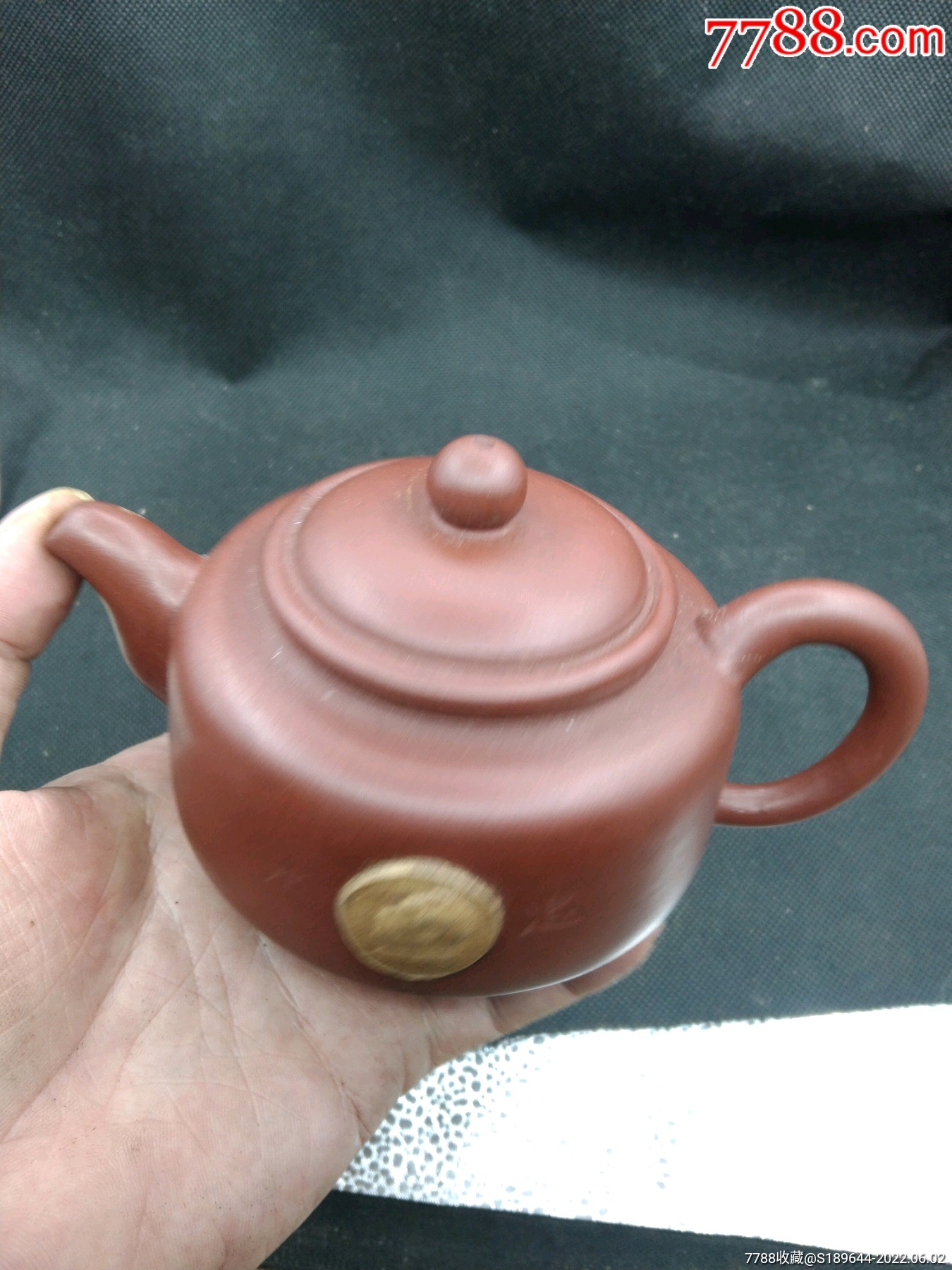 **紫砂壶(顾景舟款)忠字壶_价格120元_第1张