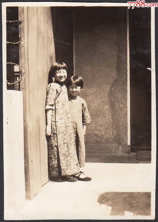 民国两个小女孩