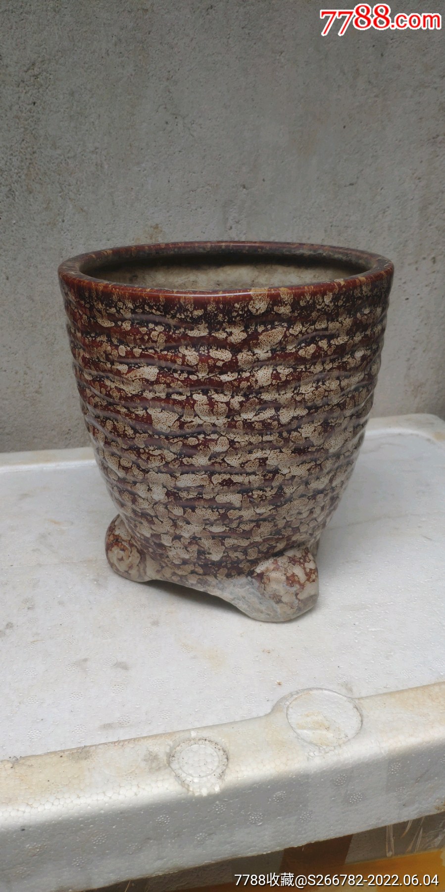5品99日本回流精品花盆￥19.5品99民国时期老花盆￥1219.