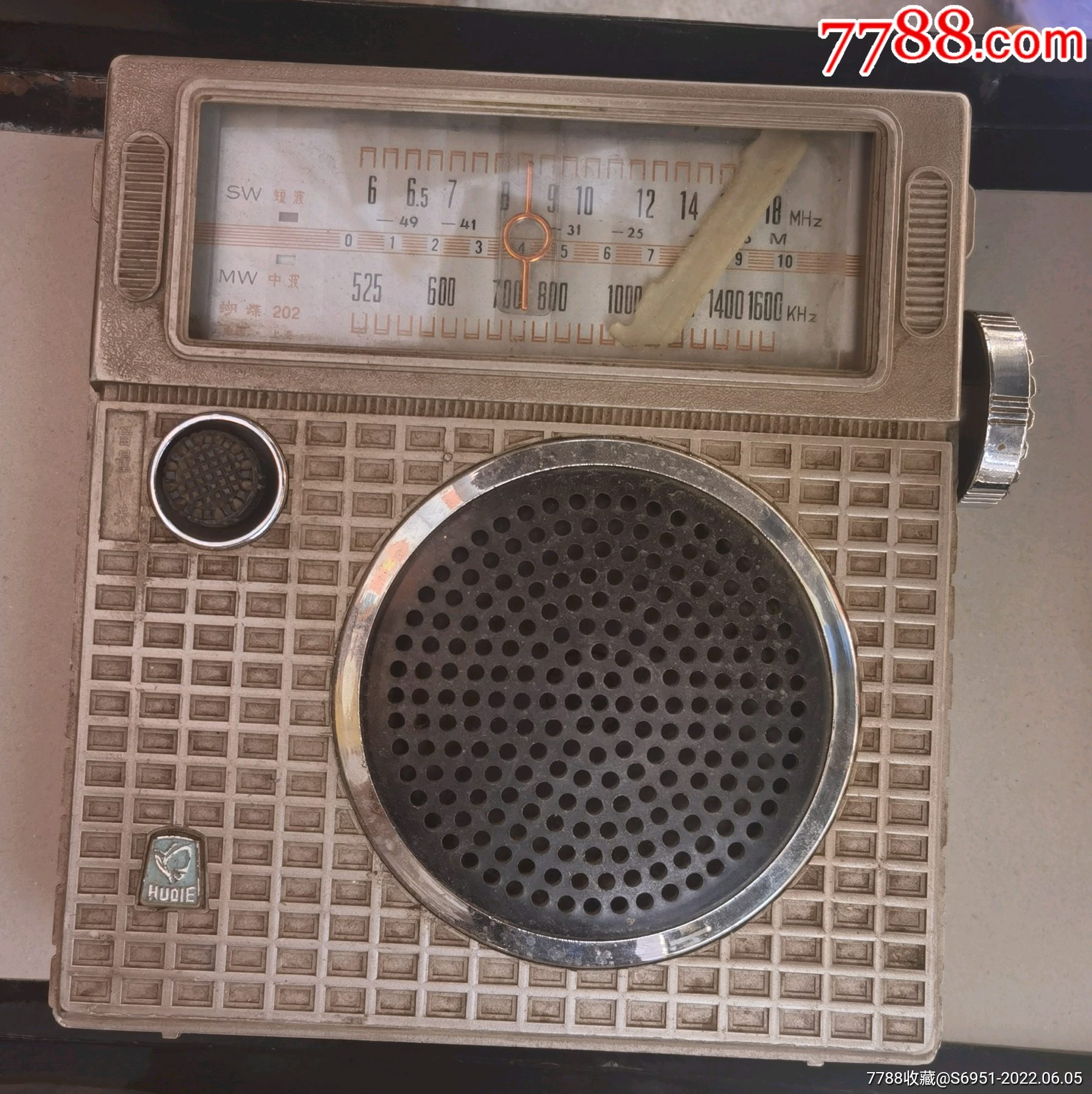 蝴蝶牌202型七管二波段半导体收音机_价格20元_第1张