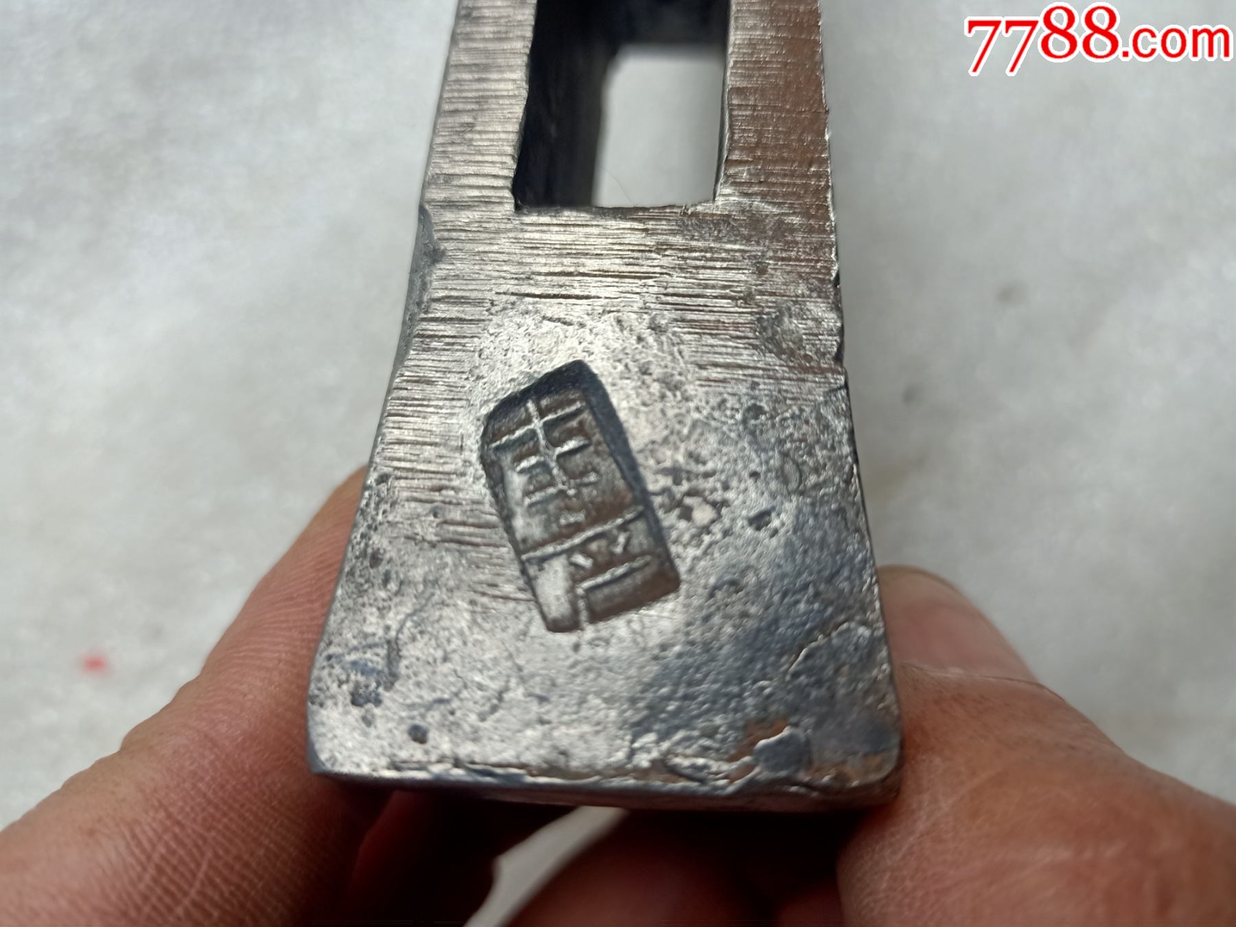罕见品丰产或生产标的斧头f405重15斤多接近全新品瑕疵图中有示