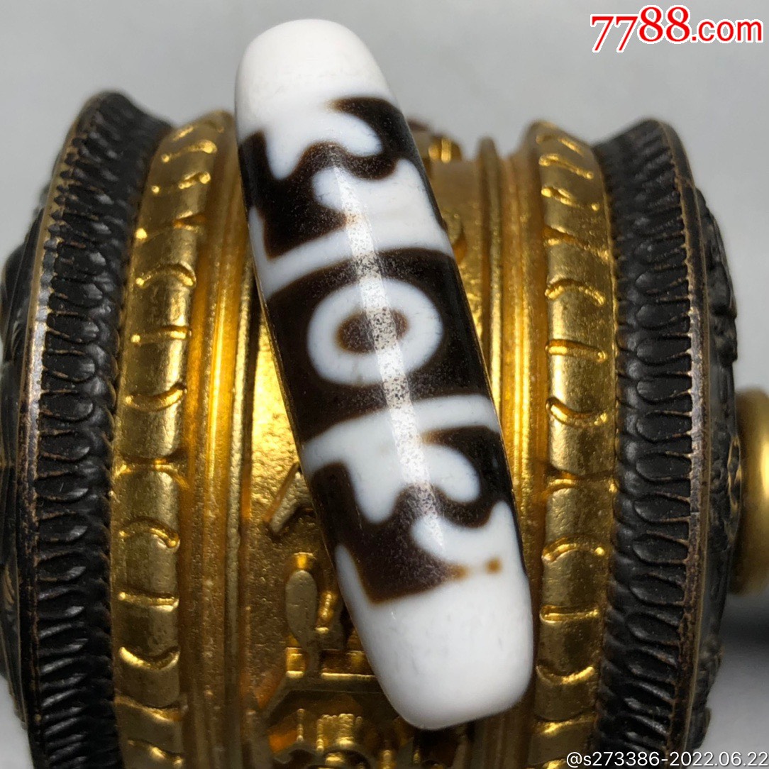 藏区回流老料高油包浆莲师法器三眼天珠尺寸3810毫米重量6