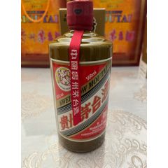 2013年guo宴茅臺酒一瓶