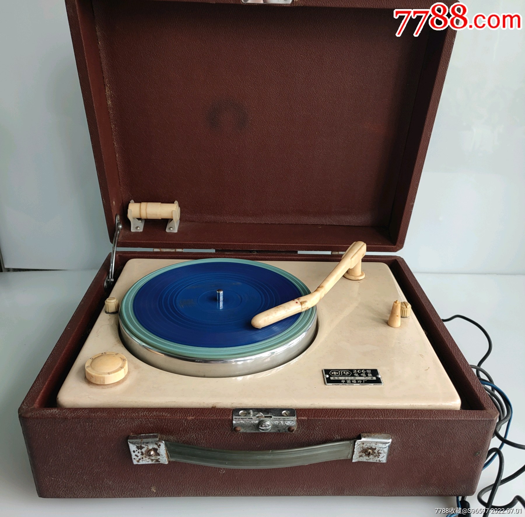 中华牌206型电唱机经测试能正常使用