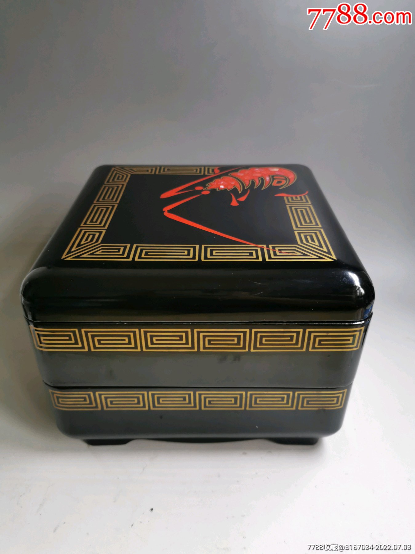 底部缺少底余没什么问题￥2008品99回流,花梨木大漆文房盒子,品相佳