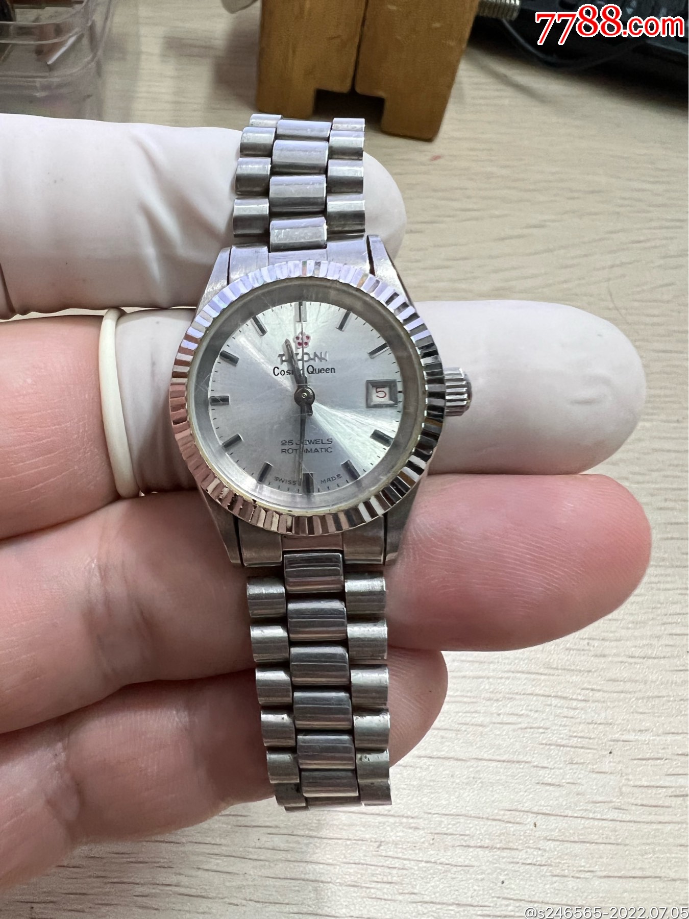 瑞士梅花女款自动手表