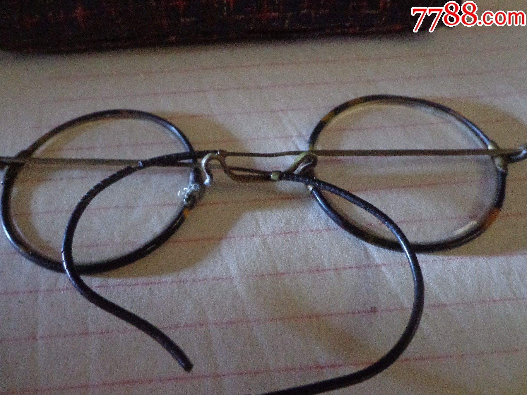 民国花框眼镜_价格1元_第1张