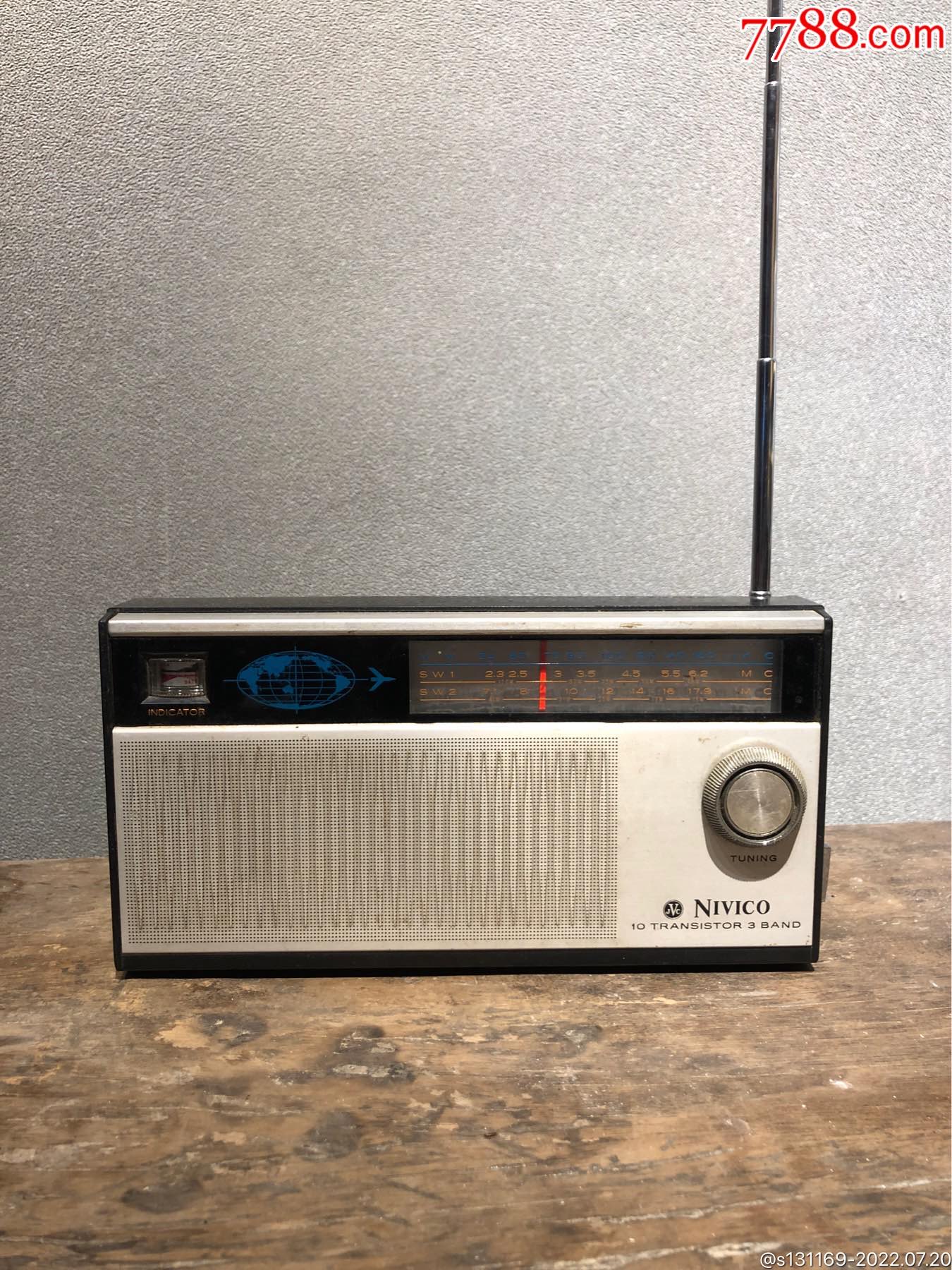 日本早期jvc三波段收音机