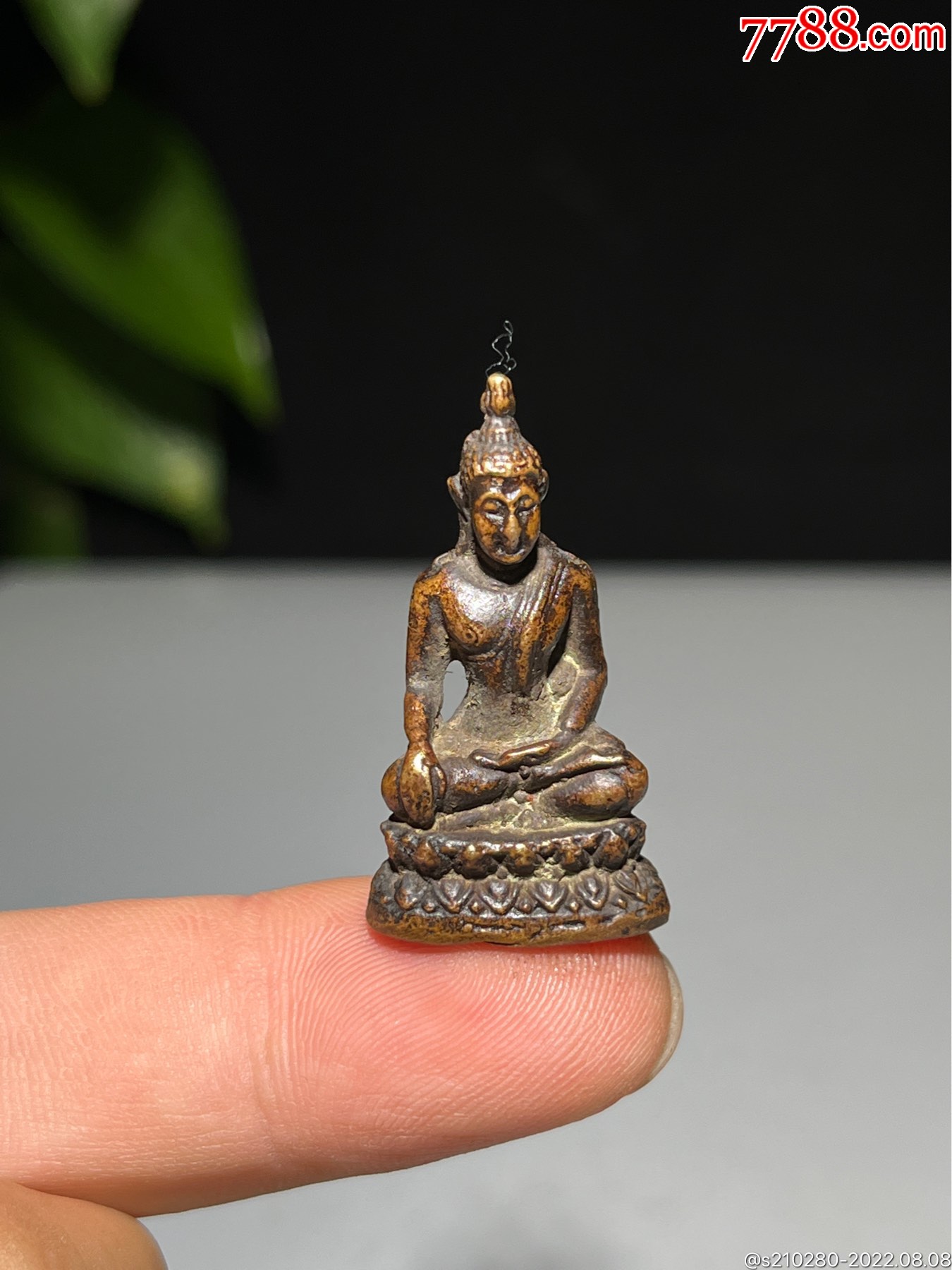 皮壳老辣!_铜像/铜佛像_晋都文玩阁【7788收藏__收藏热线】