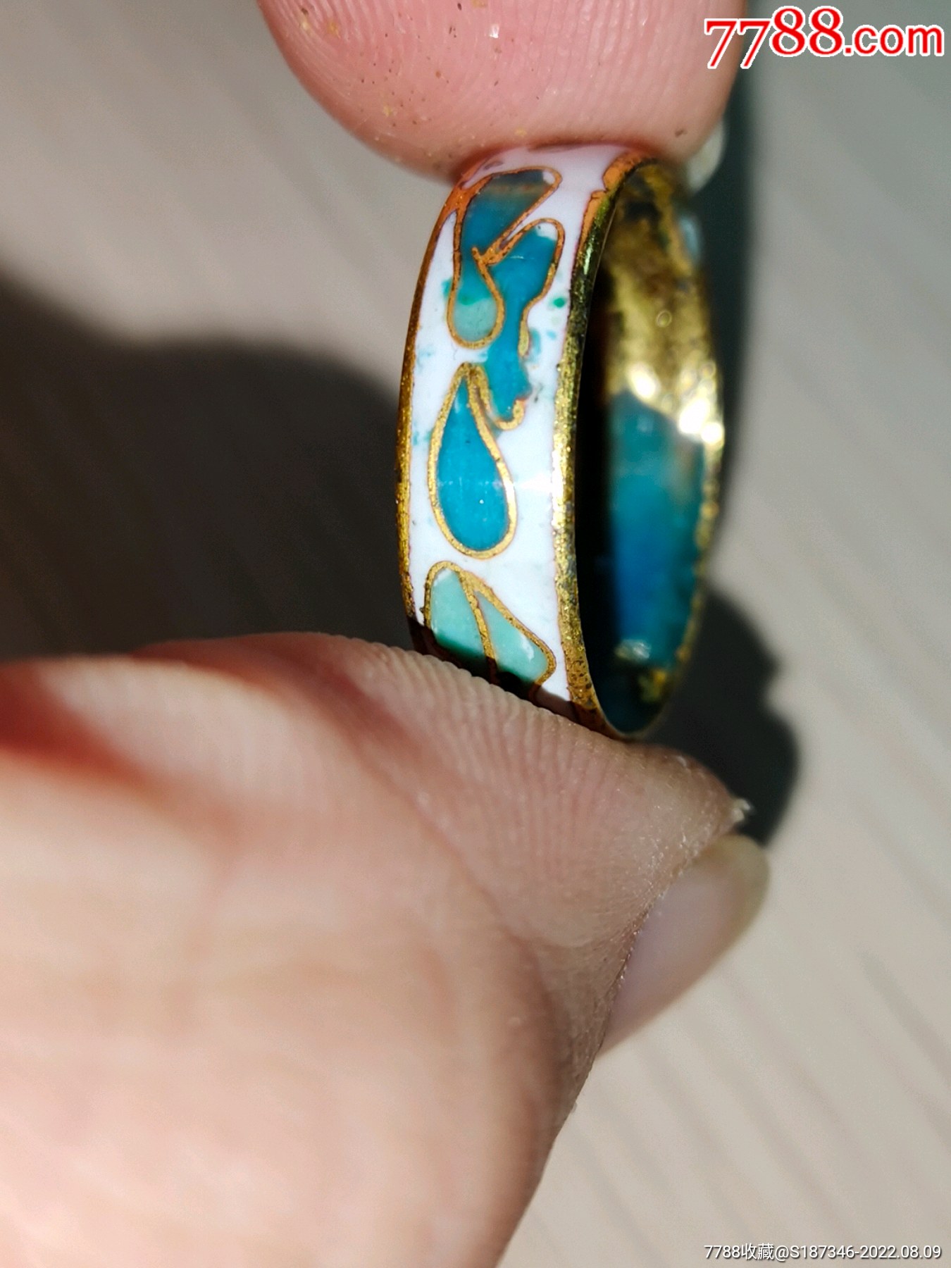 民国铜胎掐丝珐琅指环戒指品相完整品见图适合成人配戴喜欢的来