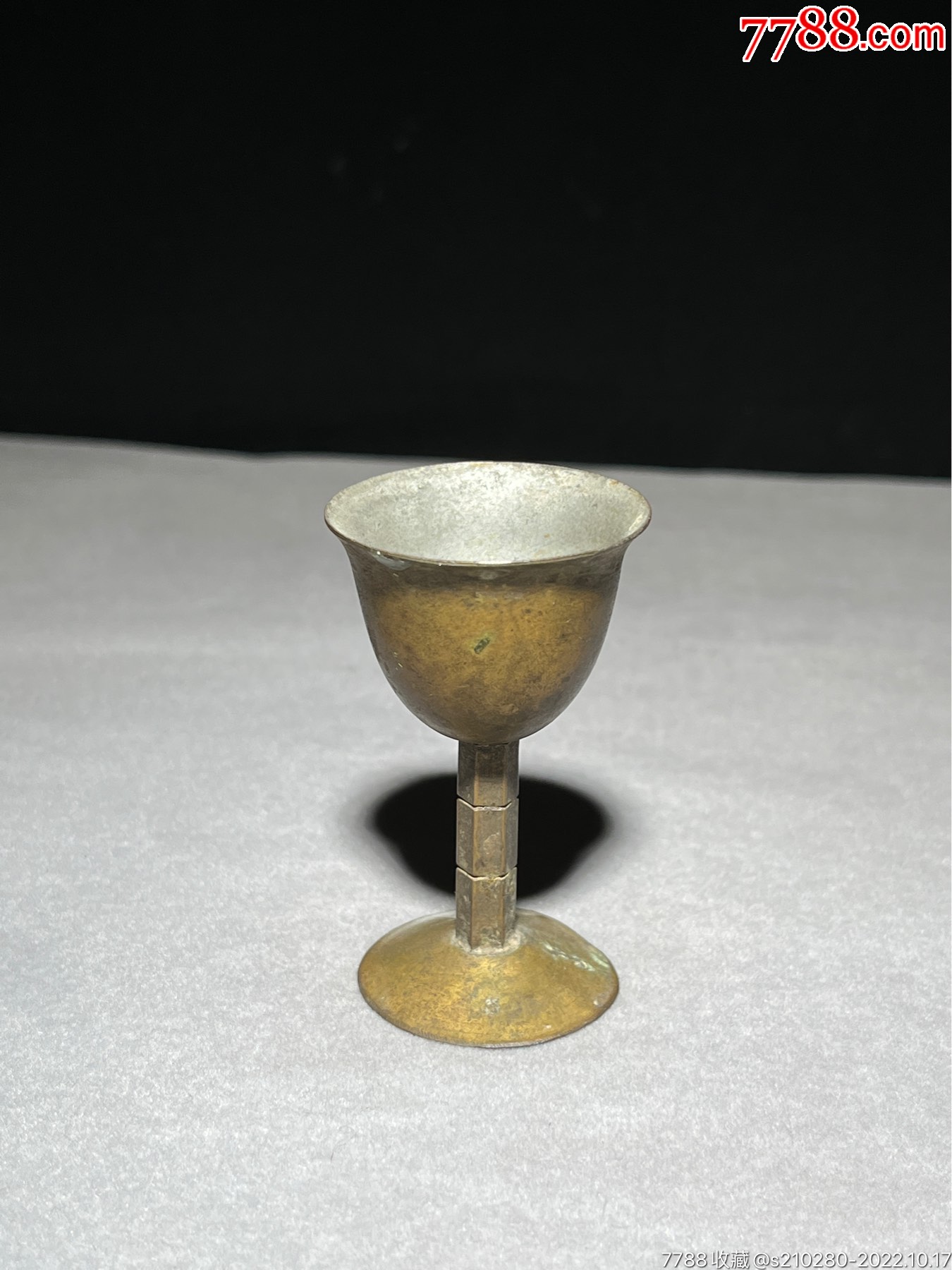 古朴小铜酒杯造型独特皮壳老辣精致小巧