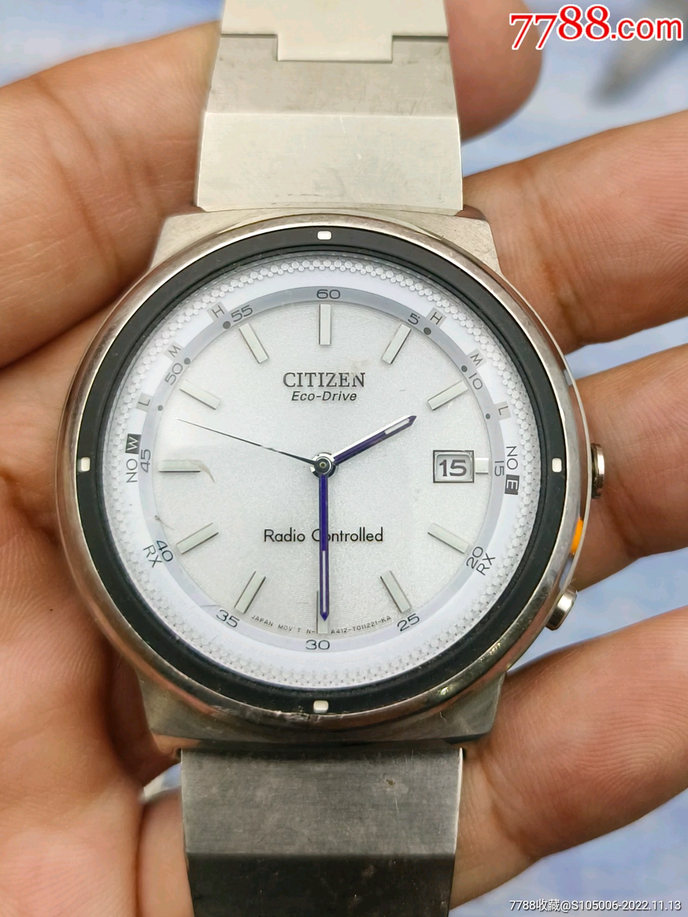 西铁城光动能电波表