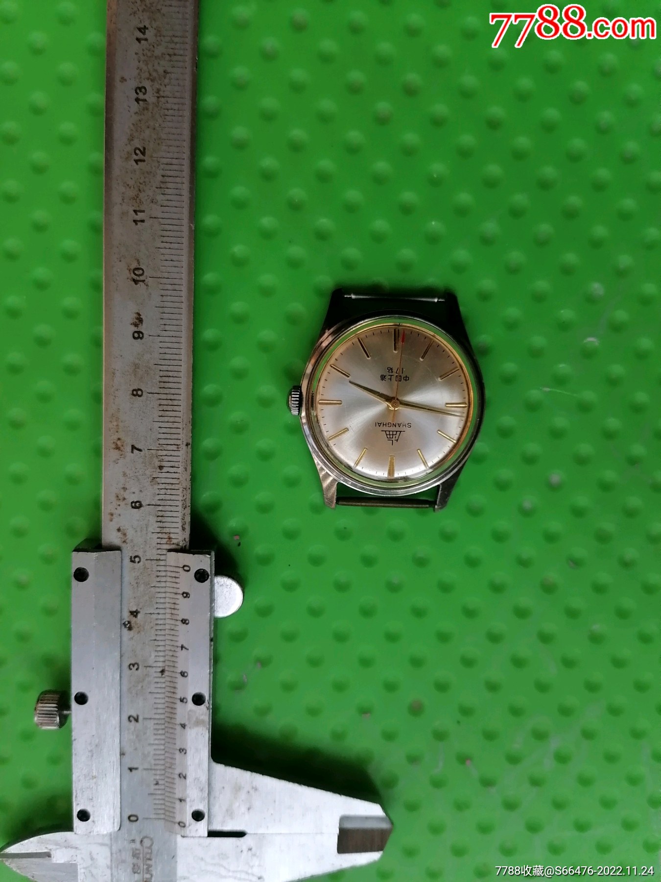 com)>首页>拍卖>手表/腕表>嘎嘎板正老上海611机芯编号6704男表,方形