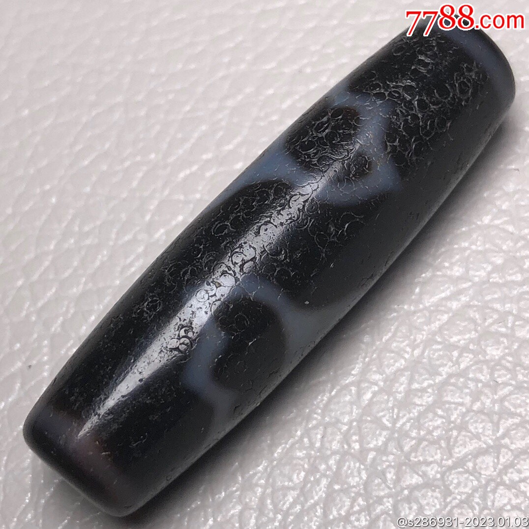 台湾回流老料高油包浆【莲花天珠】尺寸:44*13毫米重量12.