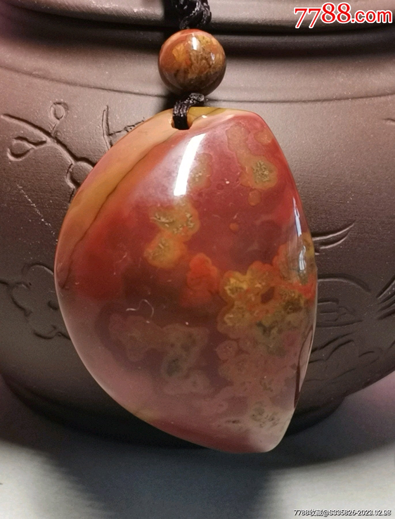 战国红玛瑙草花多色飘花冰清玉洁随形吊坠挂件一枚,做工精致全品高光