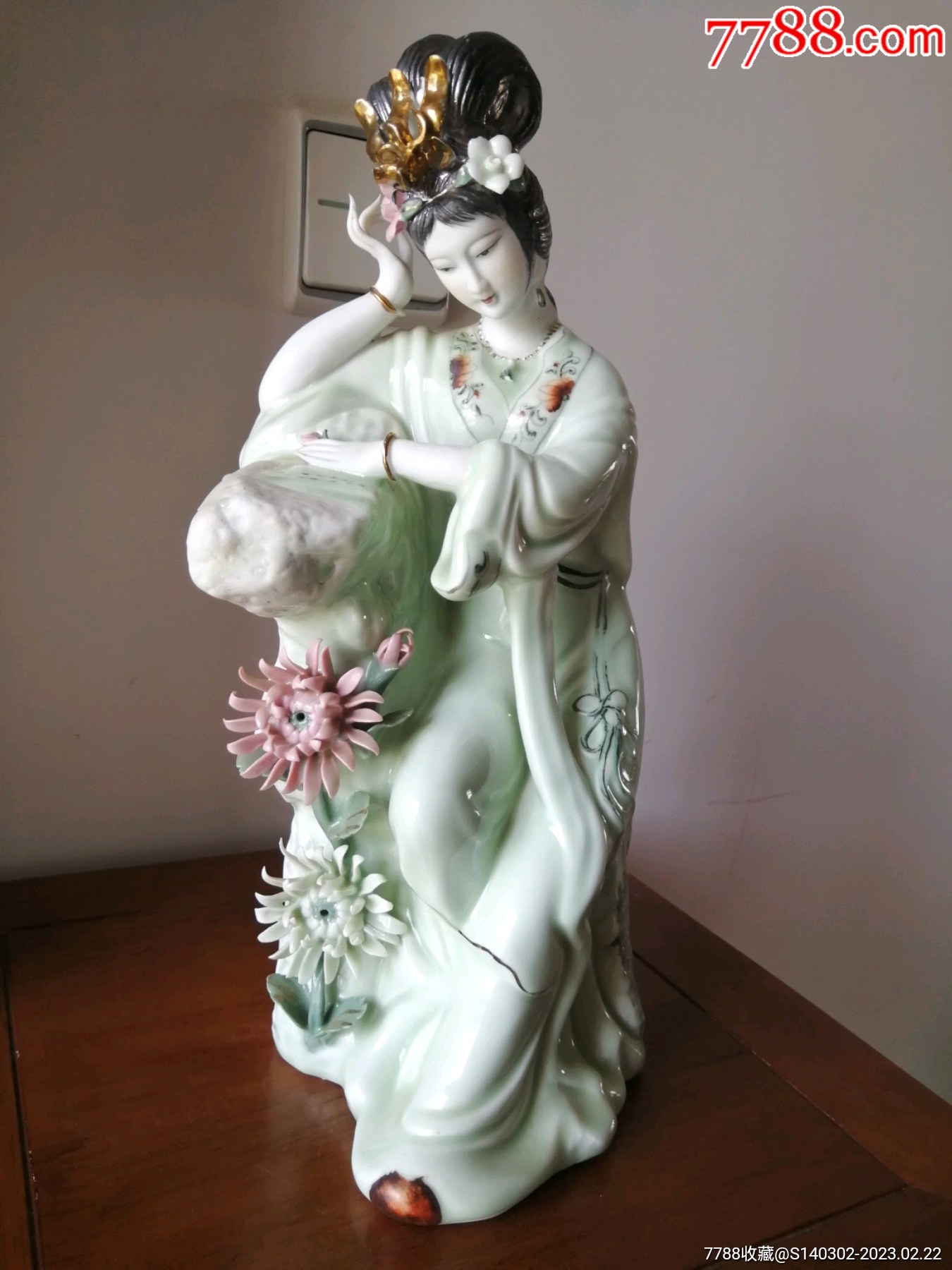 老枫溪美女瓷器摆件_价格480元【我是怀旧的人】_第1张