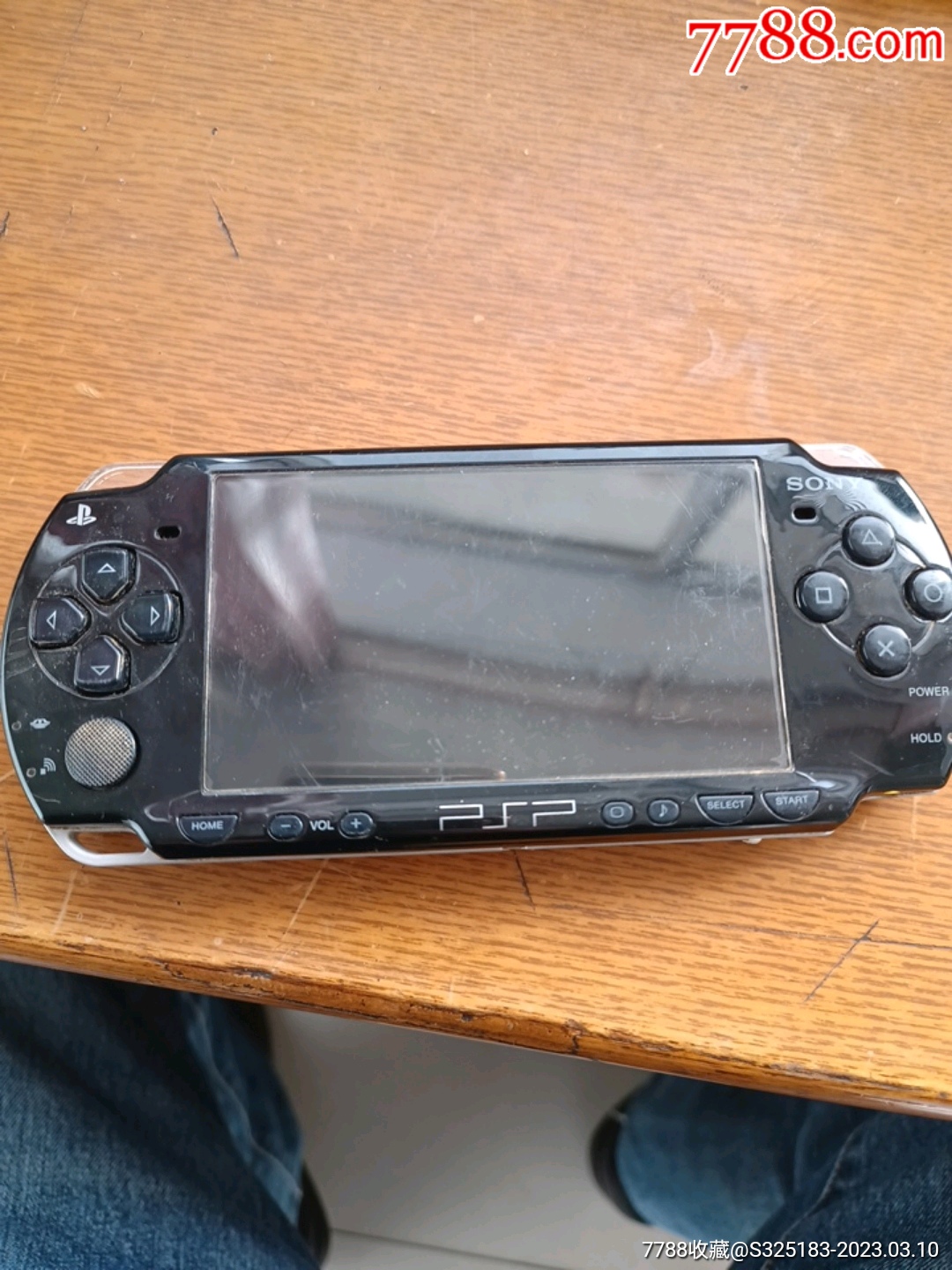 索尼psp遊戲機型號psp2006沒有電池沒試機不知道好壞詳細見簡介