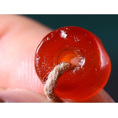 老玛瑙极品深酒红色,牛毛纹 风化,教科书级孔道,千年氧化皮壳,手感"