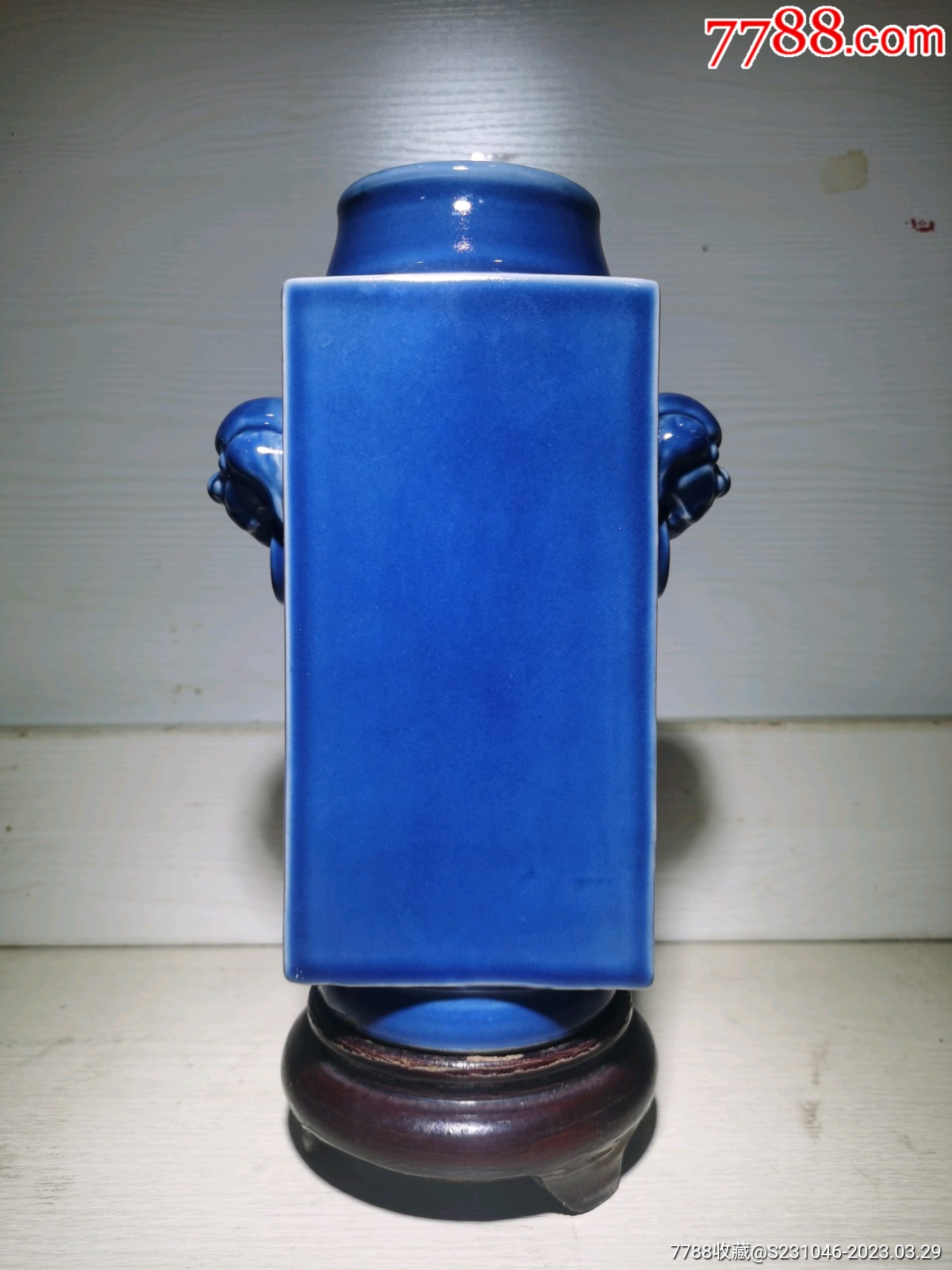 60年代建国瓷厂霁蓝秞双耳琮式瓶_蓝釉瓷_图片赏析_收藏价值_7788碑贴