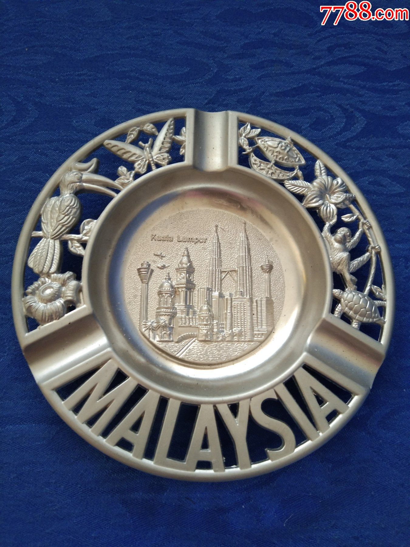 【携程攻略】吉隆坡皇家雪兰莪体验馆景点,马来西亚的锡器是全世界著名的，其锡器的加工手艺更是世界公认最好的…