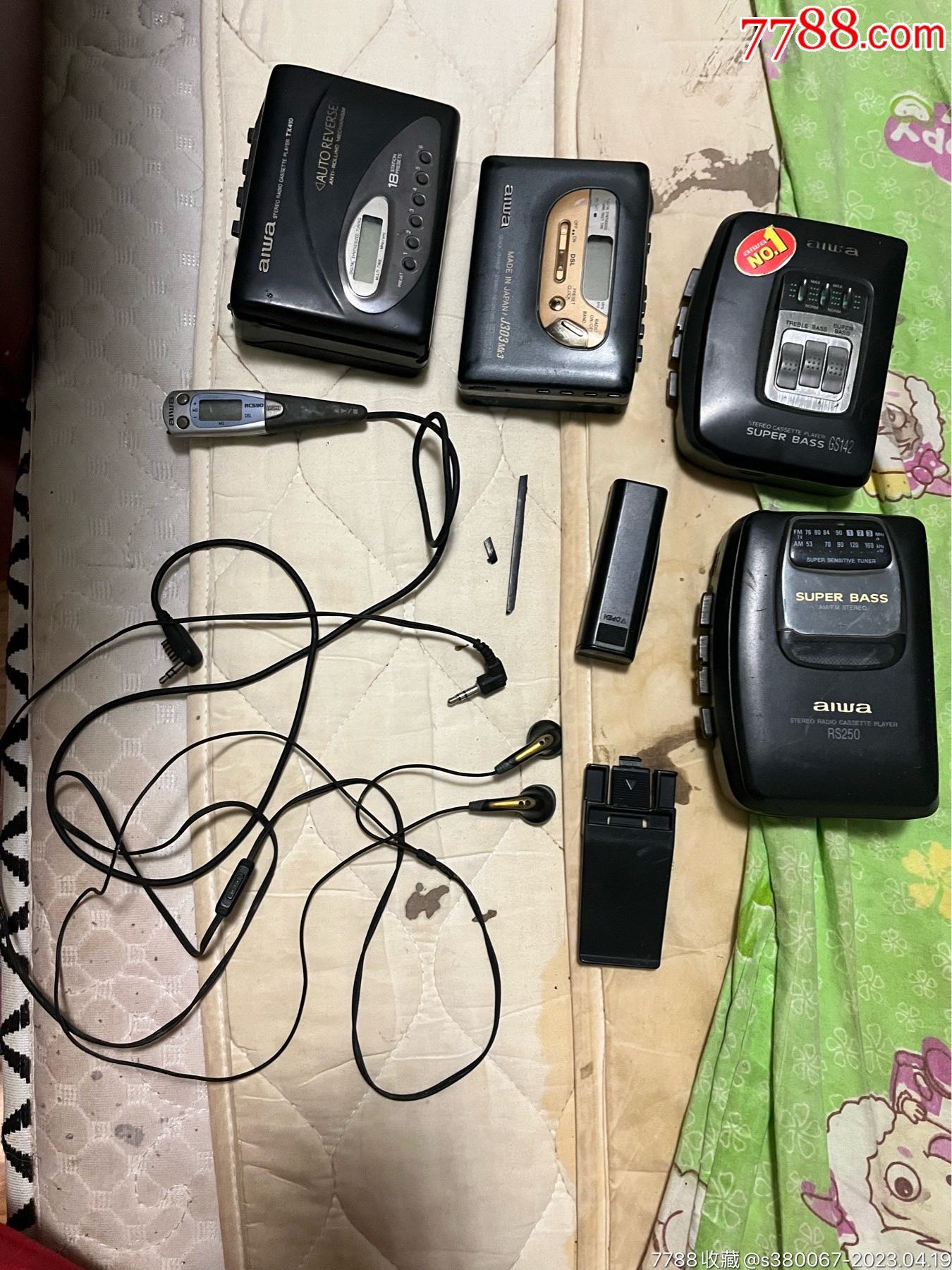 爱华随身听磁带机耳机等