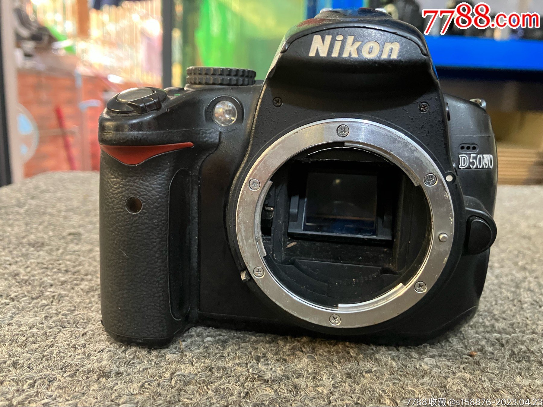 nikond5000(尼康d5000属于哪个档次)