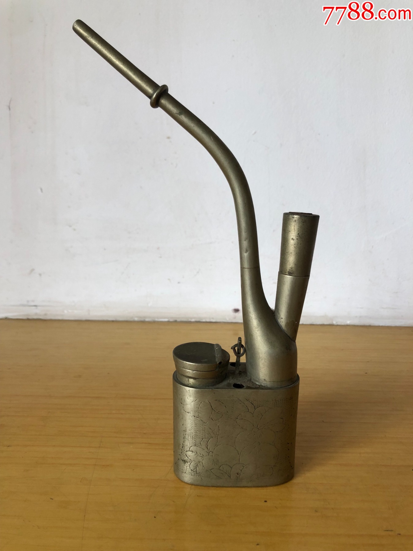 清代满工刻画白铜水烟斗_价格760元【慧古轩】_第1张