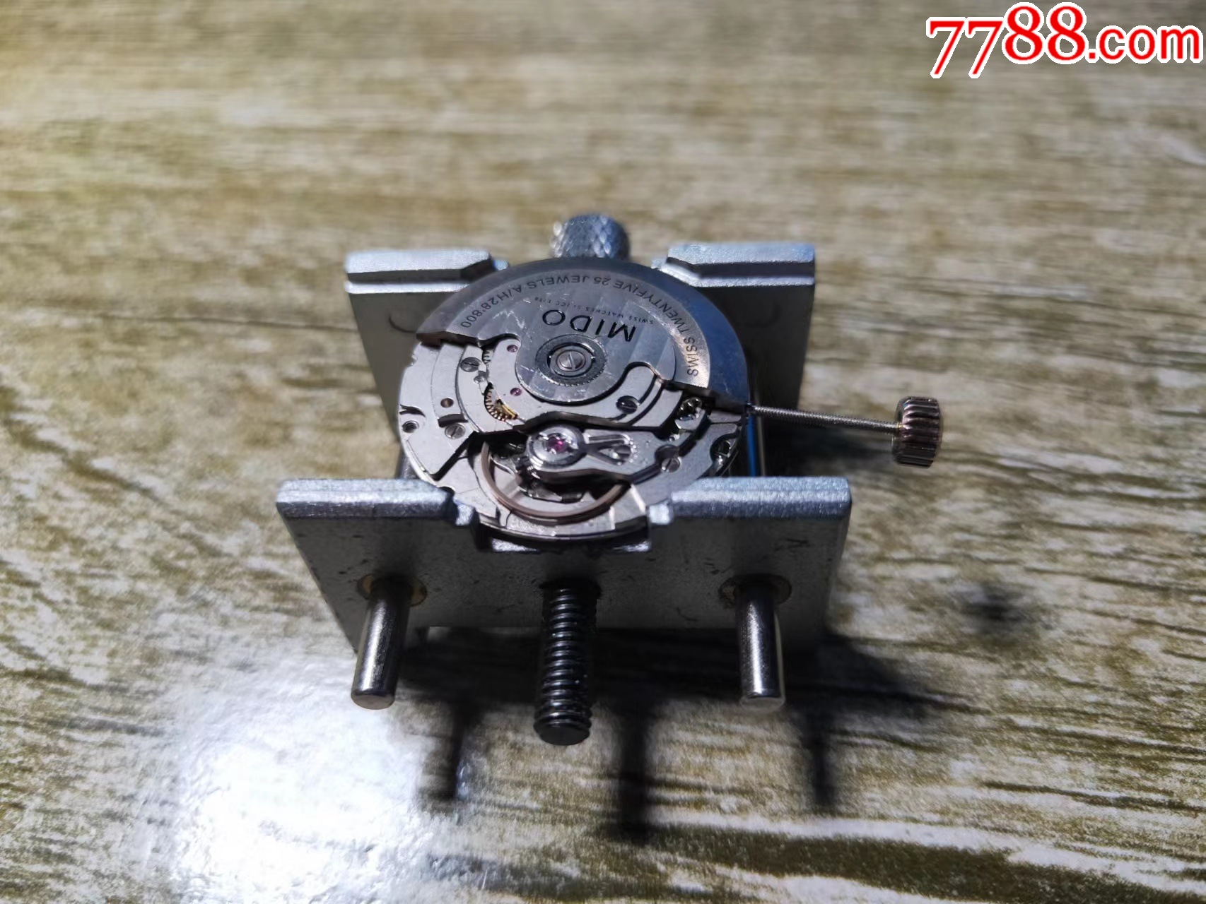 保真瑞士美度牌2824自动机芯